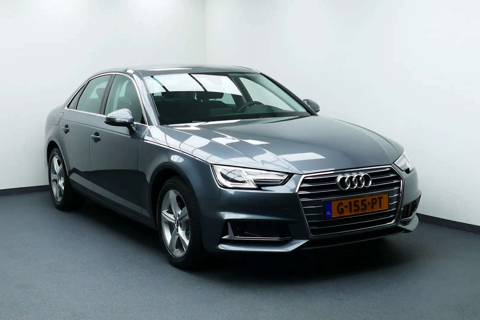 Audi A4 Limousine 40 TFSI 190pk Design Pro Line Plus 2019. Gris - 1