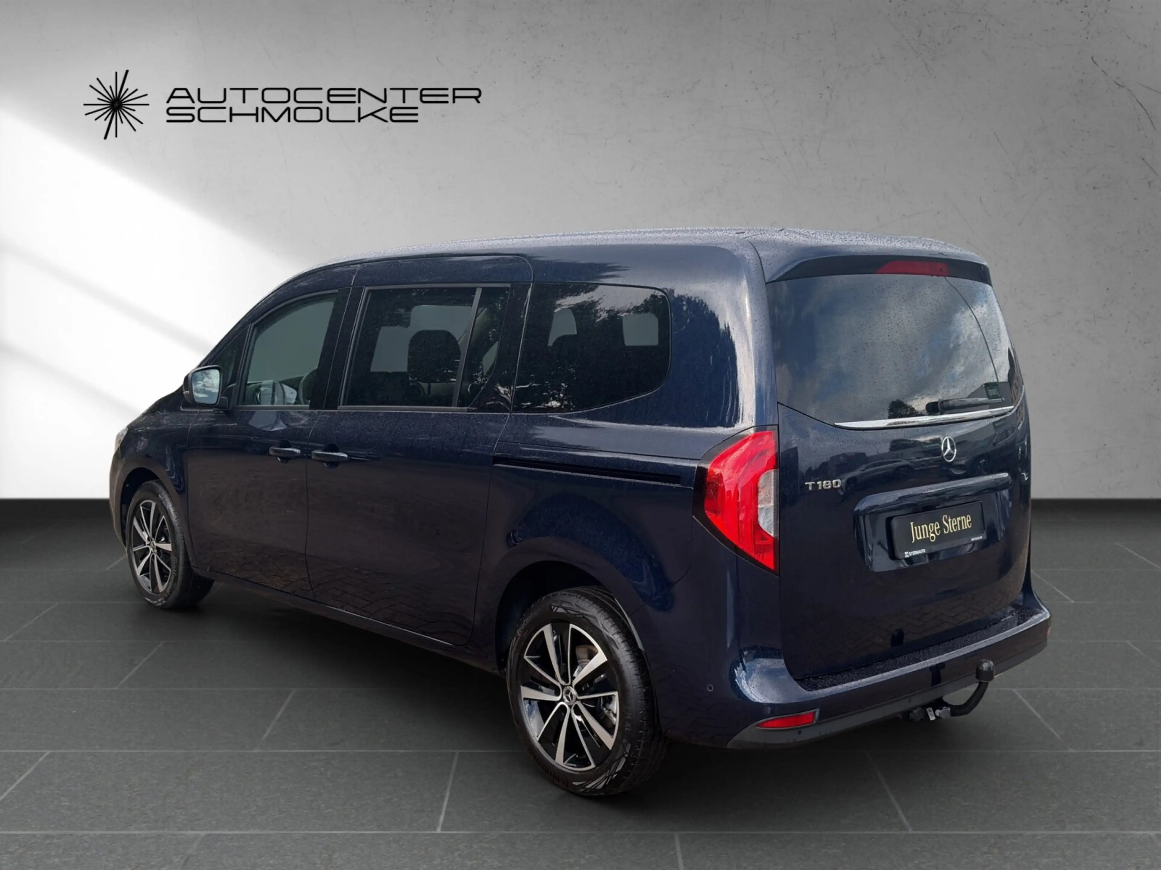 Mercedes-Benz T-Class T 180 L Progressive Ed *7-SITZER*AHK*NAVI*R'FK* — photo 4
