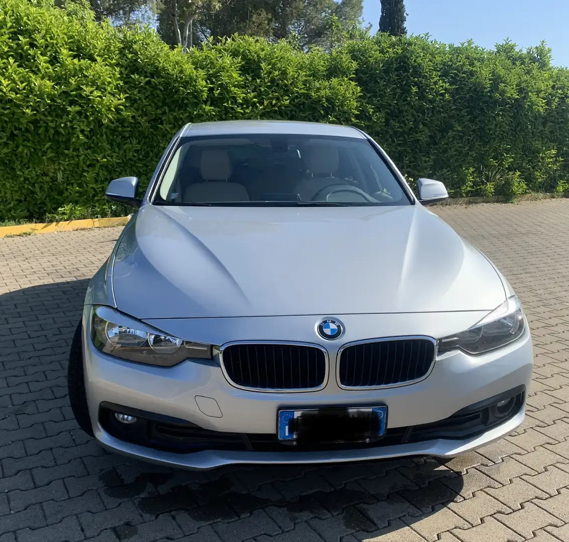 BMW 316 316d Touring Luxury auto - 1