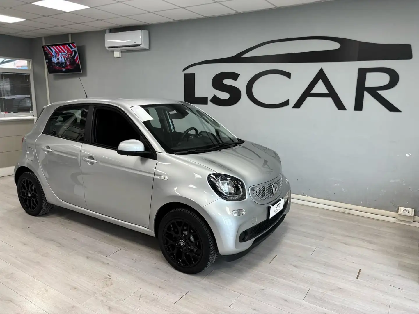 smart forFour 1.0 Passion 71cv~Unipro~Promo~Finanziamento Gris - 1