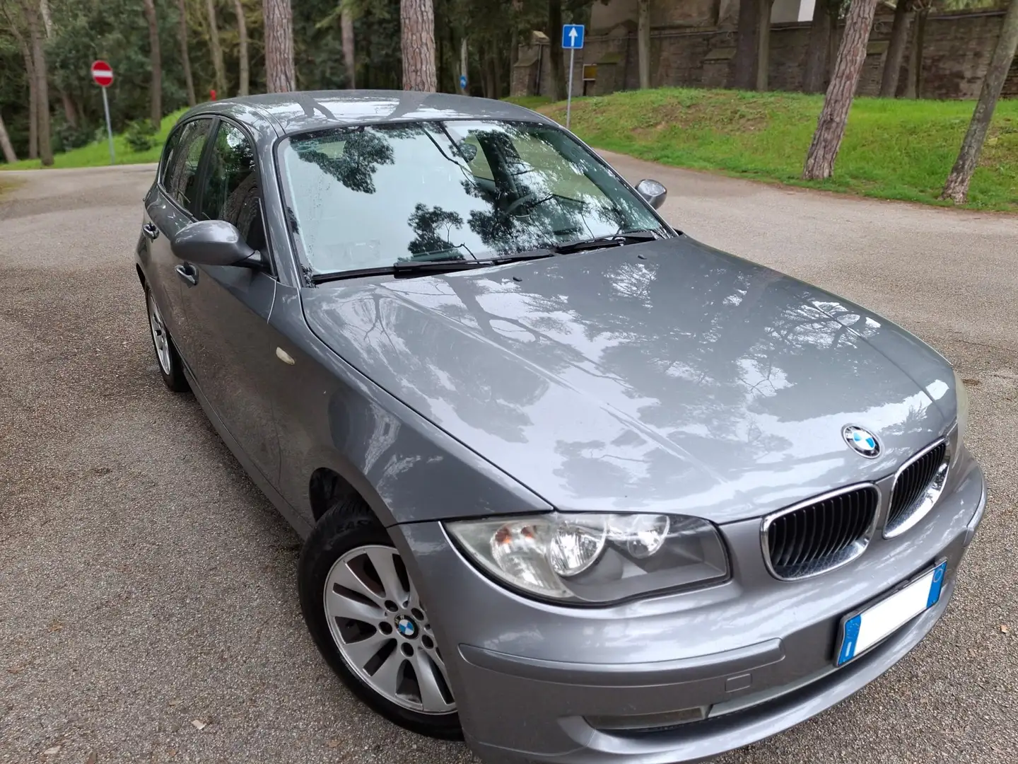 BMW 116 Serie 1 - 116d - 5 porte 2.0 - Eletta 116cv dpf Grigio - 1