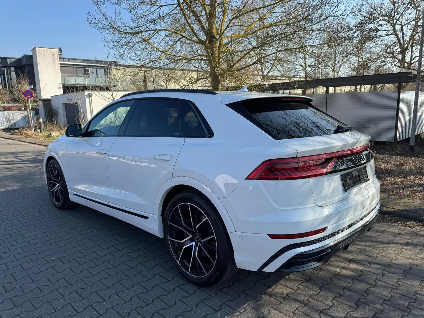 Audi Q8 50 TDI quattro S Line Sport Plus 22 Zoll Blanco - 1