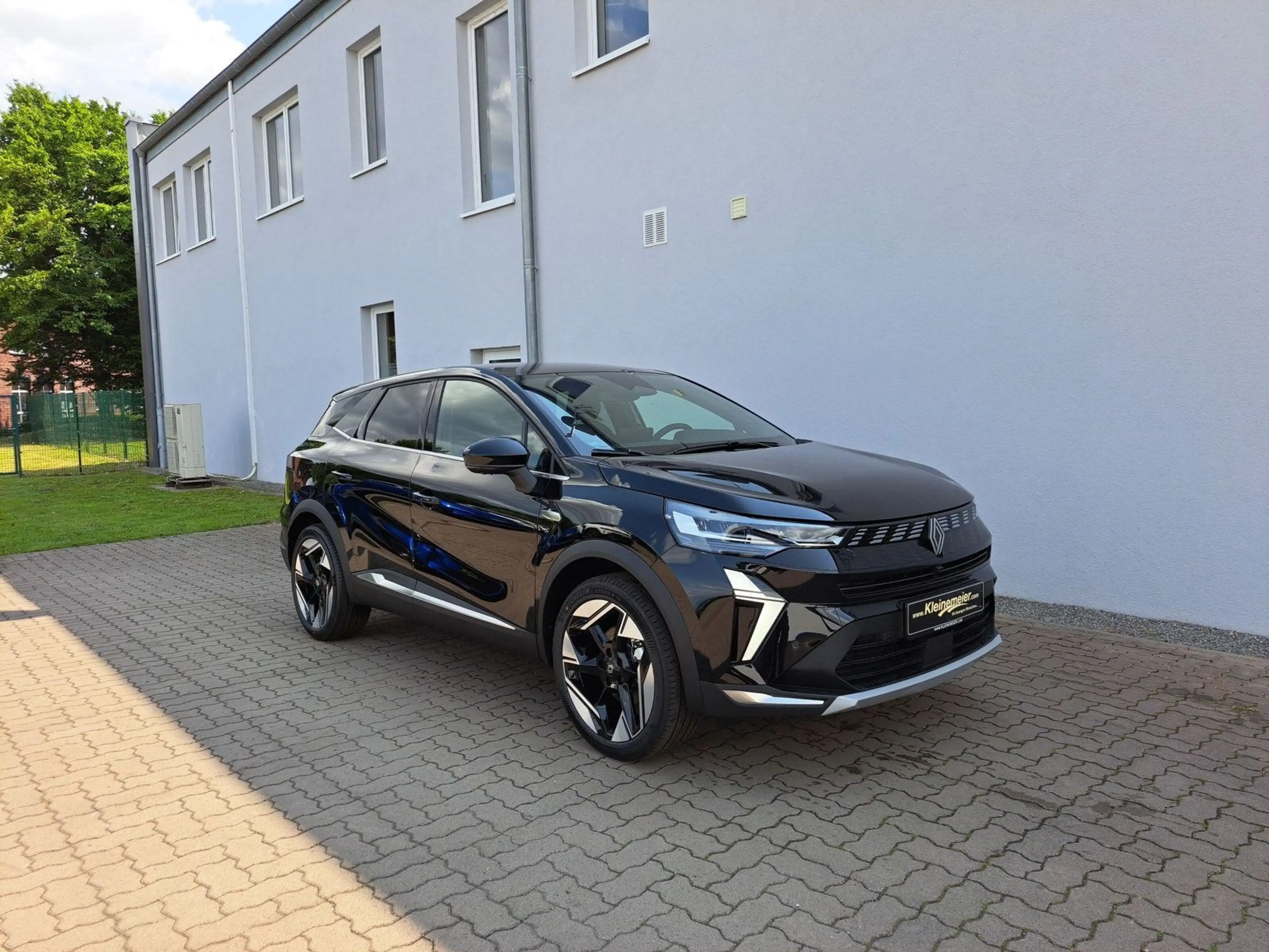 Renault Symbioz 1.6 E-TECH Full Hybrid 145 Iconic — photo 2