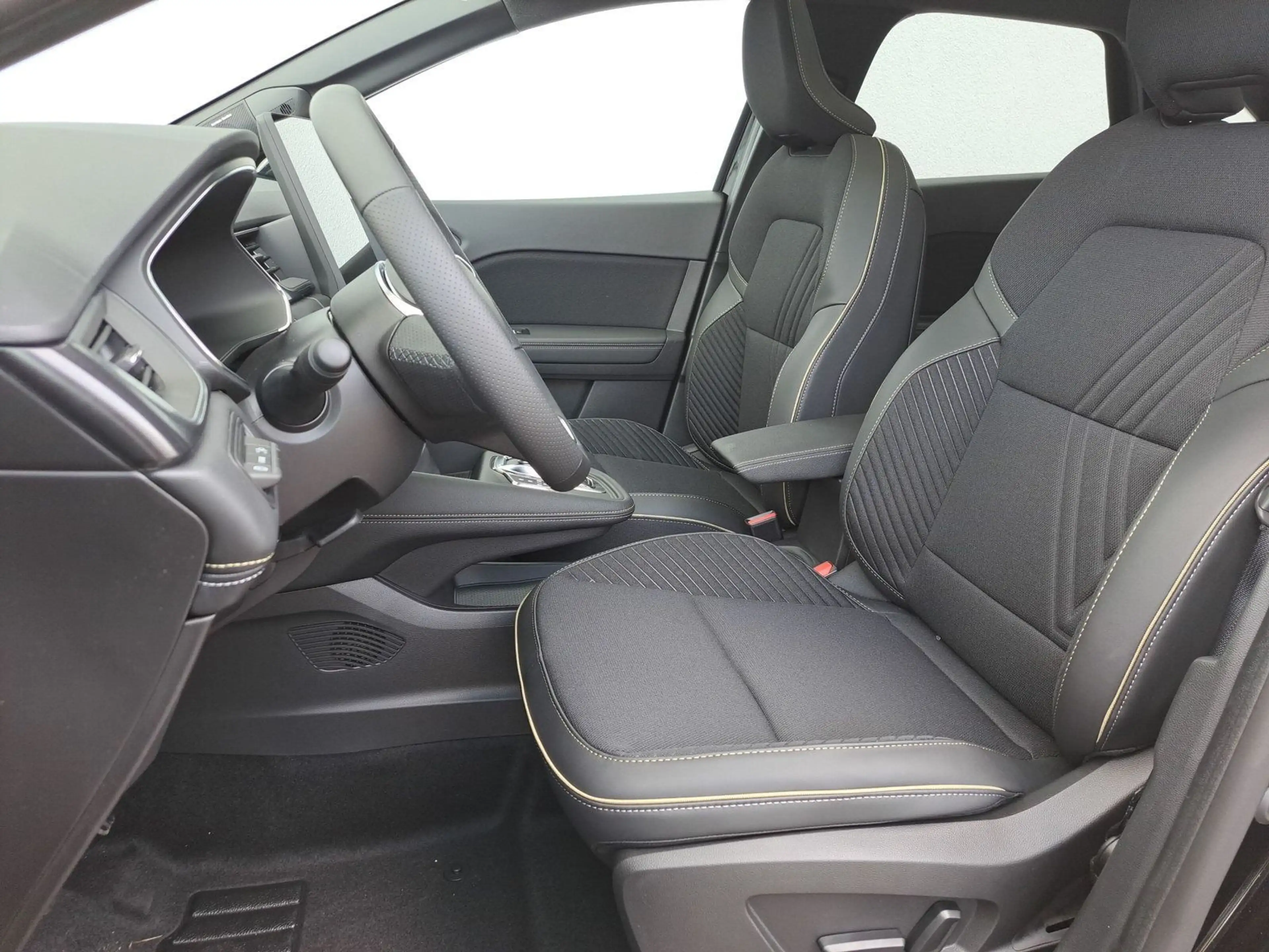 Renault Symbioz 1.6 E-TECH Full Hybrid 145 Iconic — photo 9