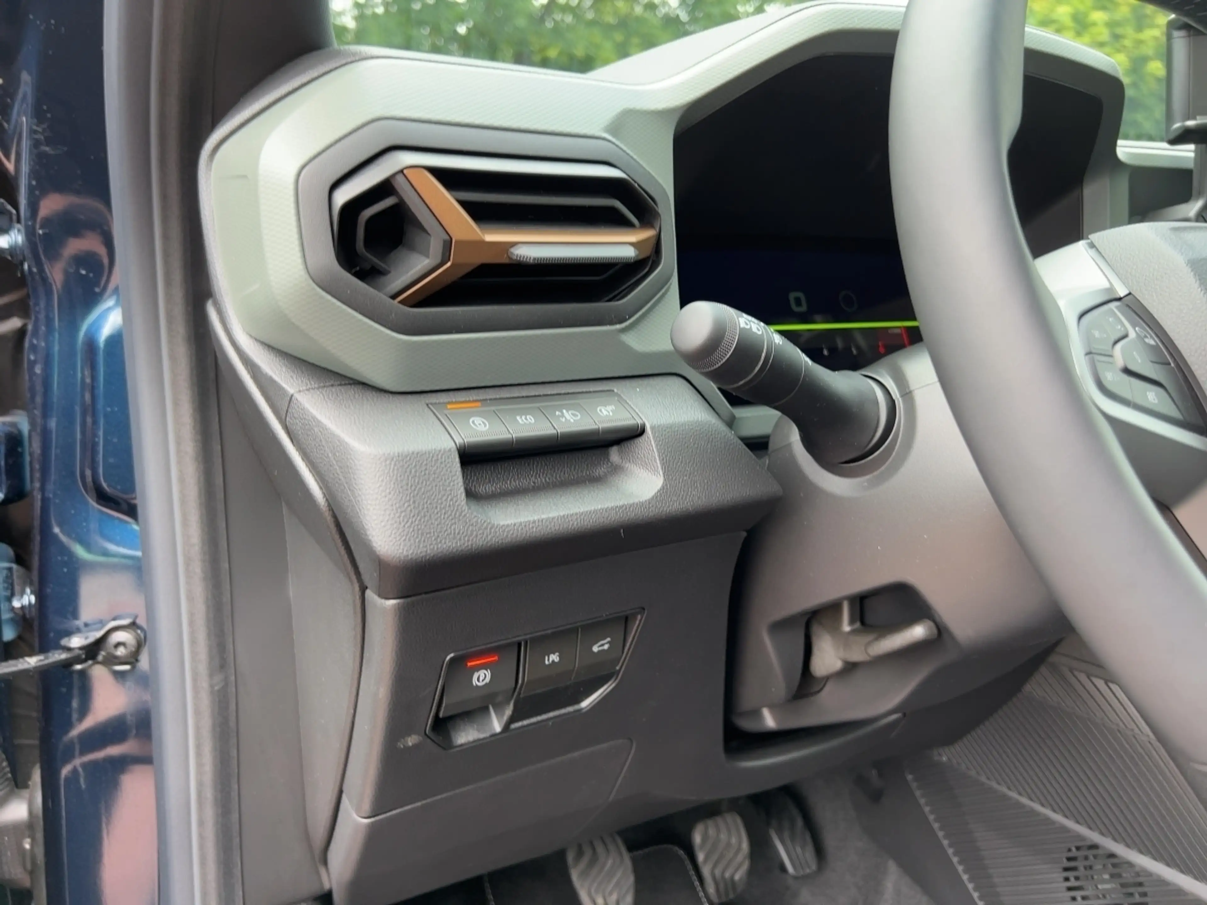Dacia Bigster Extreme ECO-G 140 Rückfahrkamera PDC SD — photo 13