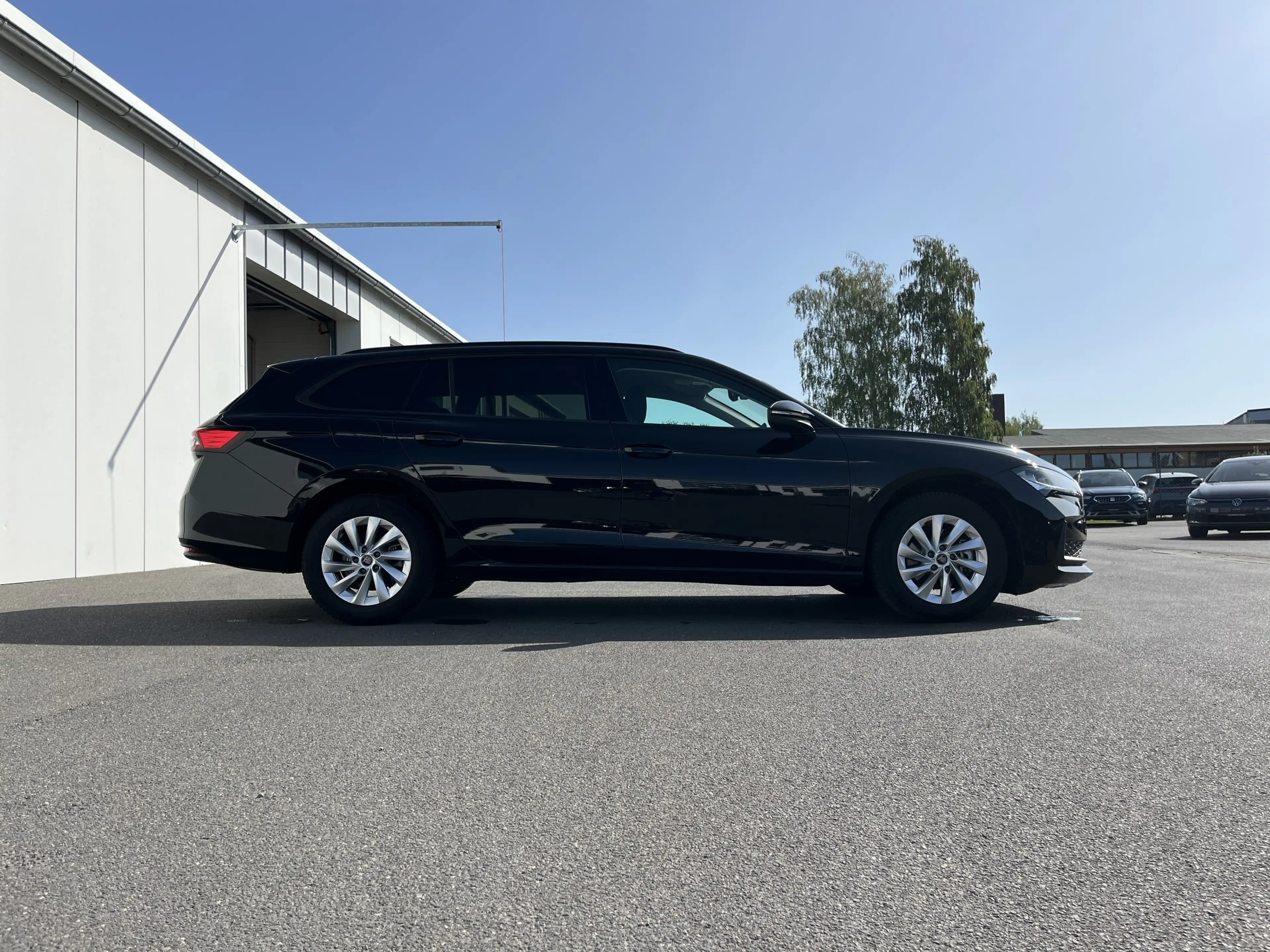 Skoda Superb Combi 2.0 TDI DSG Essence 199€ m.20% Anz. Navi A — photo 5