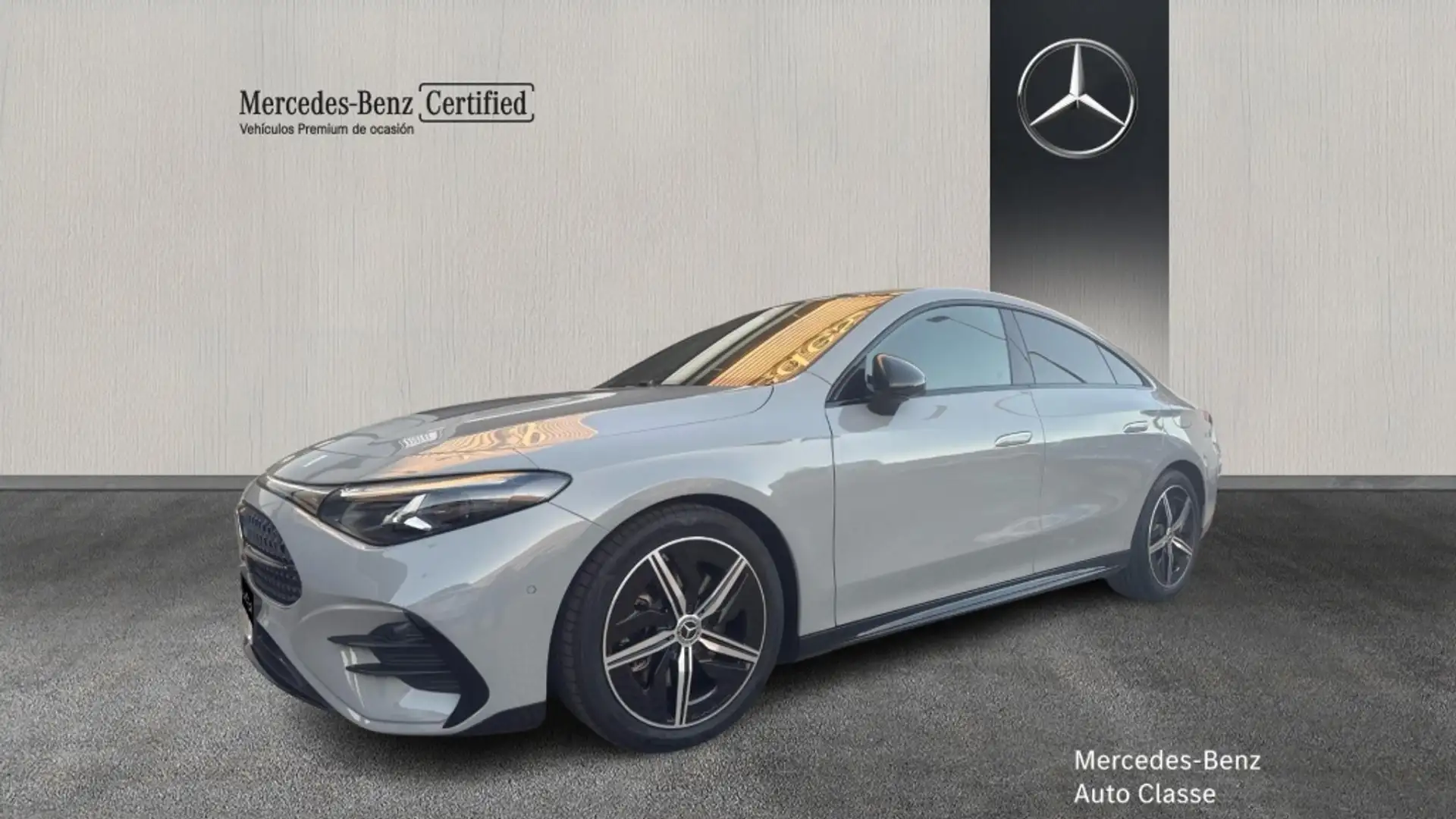Mercedes-Benz CLA 220 -CLASS CON TECNOLOGiA HIBRIDA Gris - 1