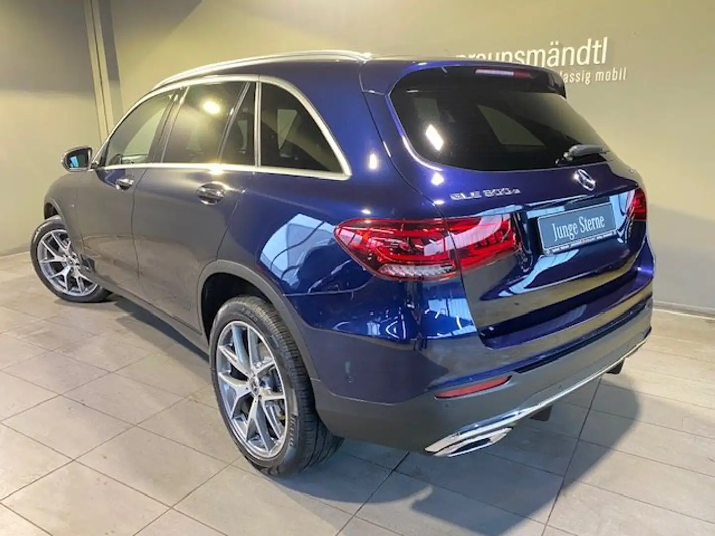 Mercedes-Benz GLC 300 e 4M AMG Kamera/MBUX/AHK/Distr/Sound/LED Blau - 2