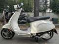 Vespa Sprint 125 ABS LED USB Mit Auto B196 fahrbar Blanc - thumbnail 4