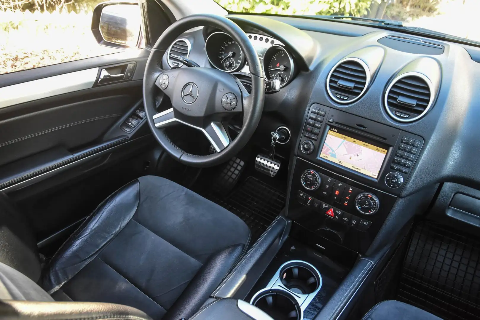 Mercedes-Benz ML 350 M-klasse automaat / camera / schuifdak / trekhaak Azul - 2