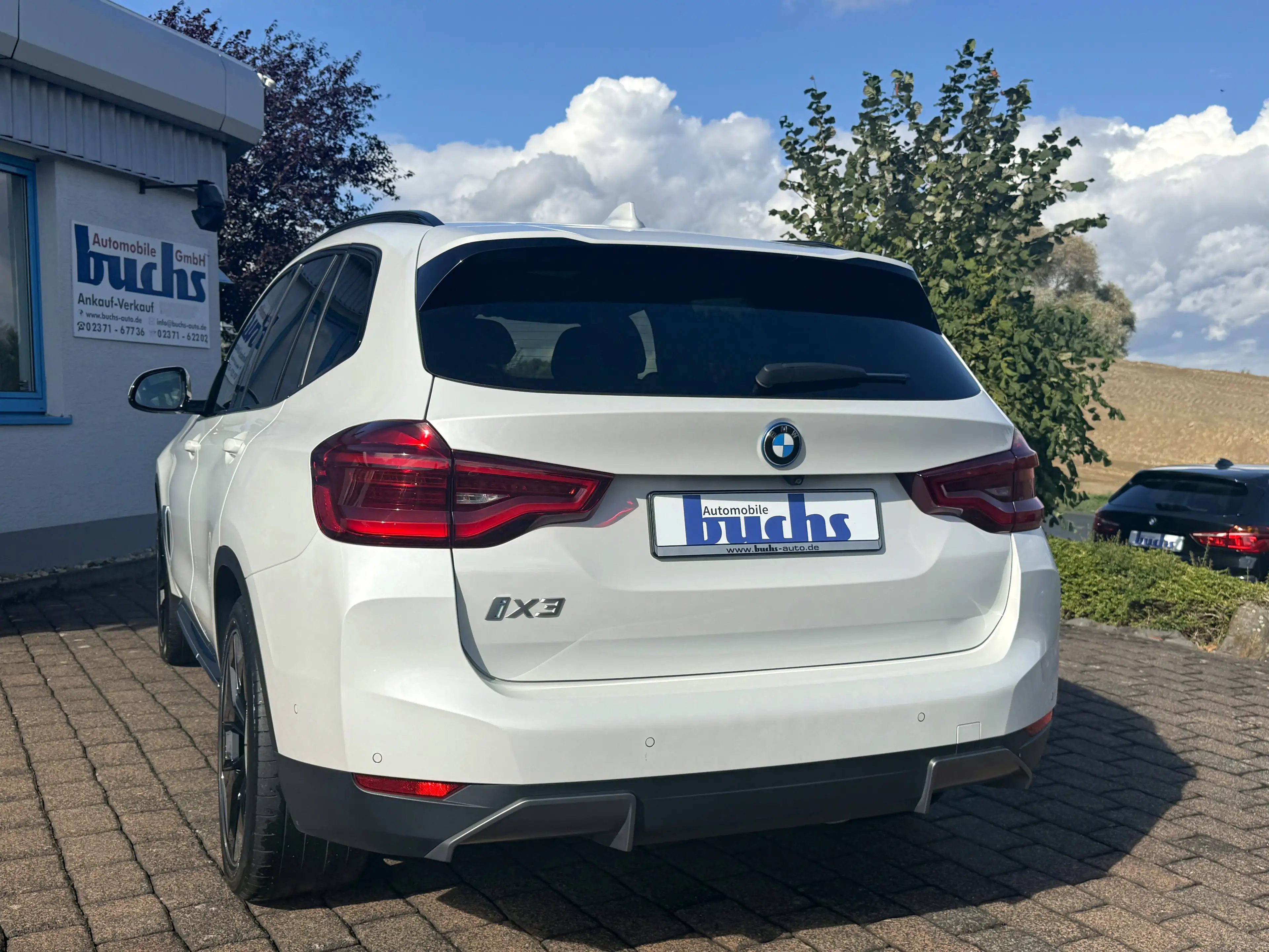 BMW iX3 Impressive AHK ACC HUD 360° Harman Kardon Leder — photo 11