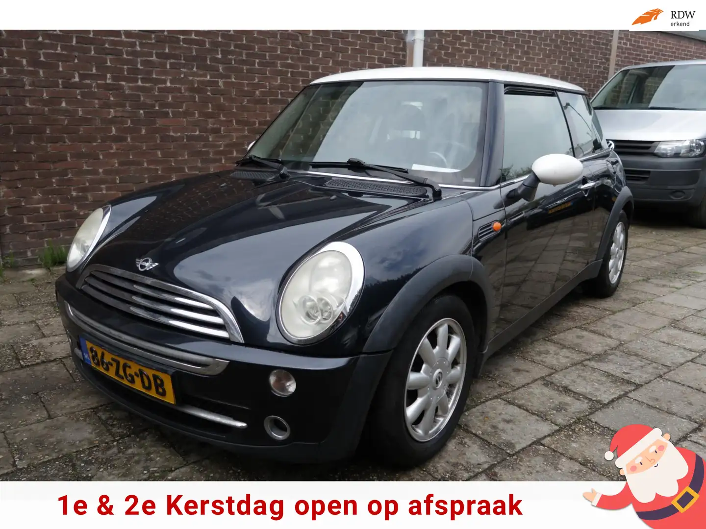 MINI Cooper Mini 1.6 Zwart - 1