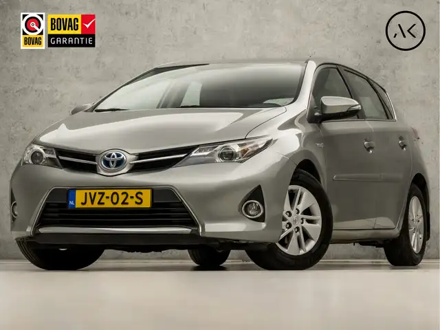 Toyota Auris 1.8 Hybrid Dynamic Automaat (NAVIGATIE, CAMERA, CL