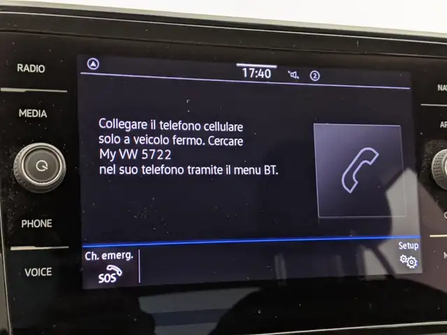 Volkswagen T-Roc view 12