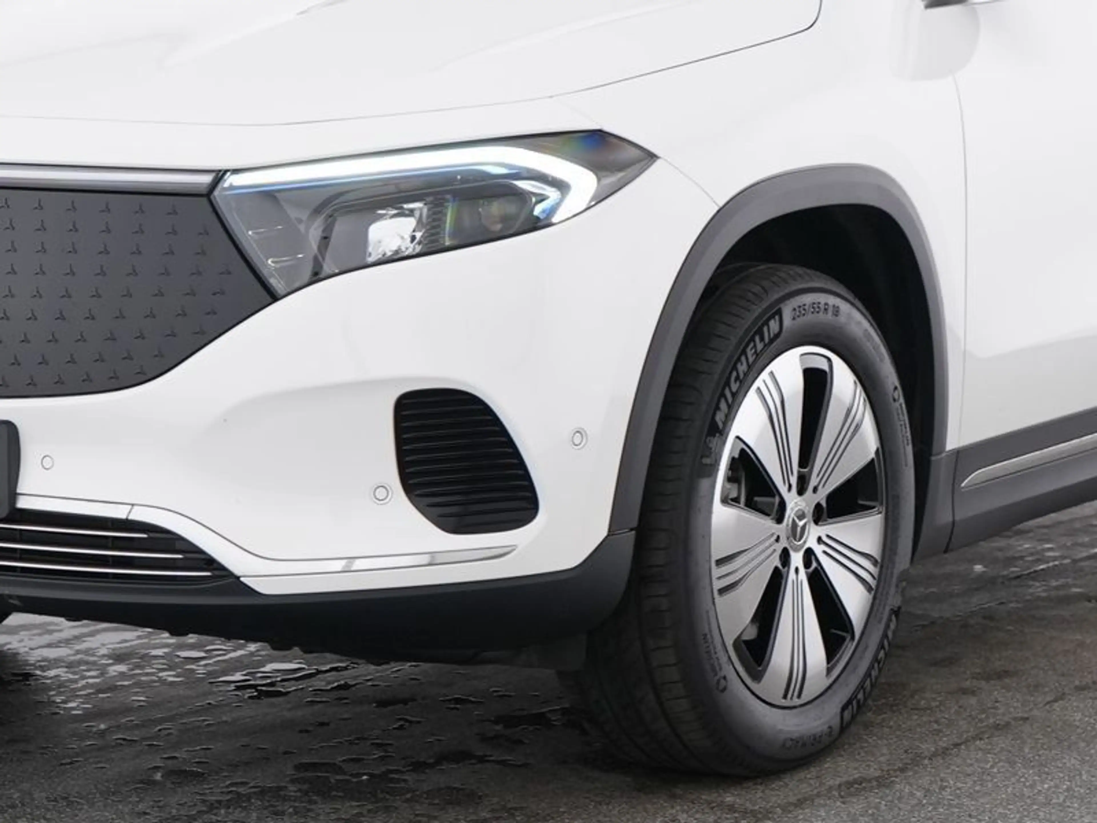 Mercedes-Benz EQA 250+ PROGRESSIVE+PANO+BURMESTER+DISTR+AMBI++ — photo 3