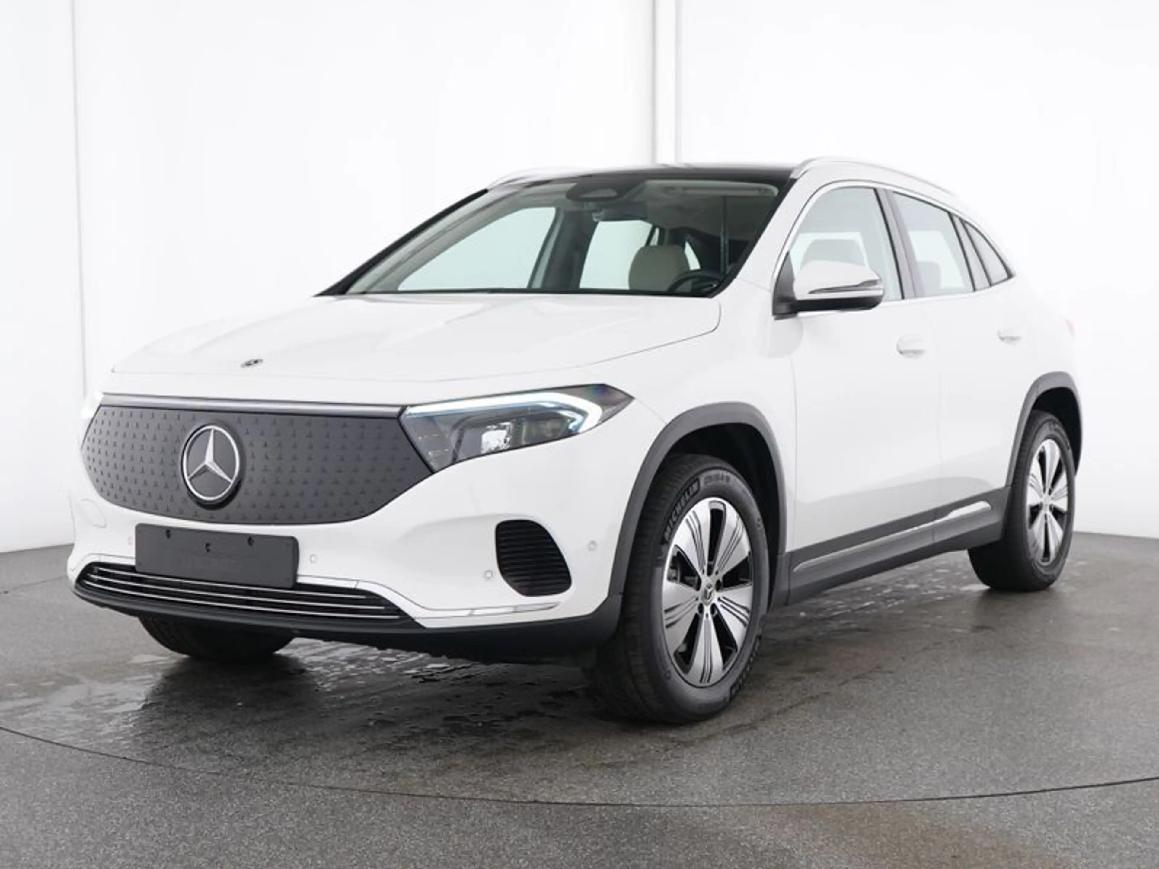 Mercedes-Benz EQA 250+ PROGRESSIVE+PANO+BURMESTER+DISTR+AMBI++