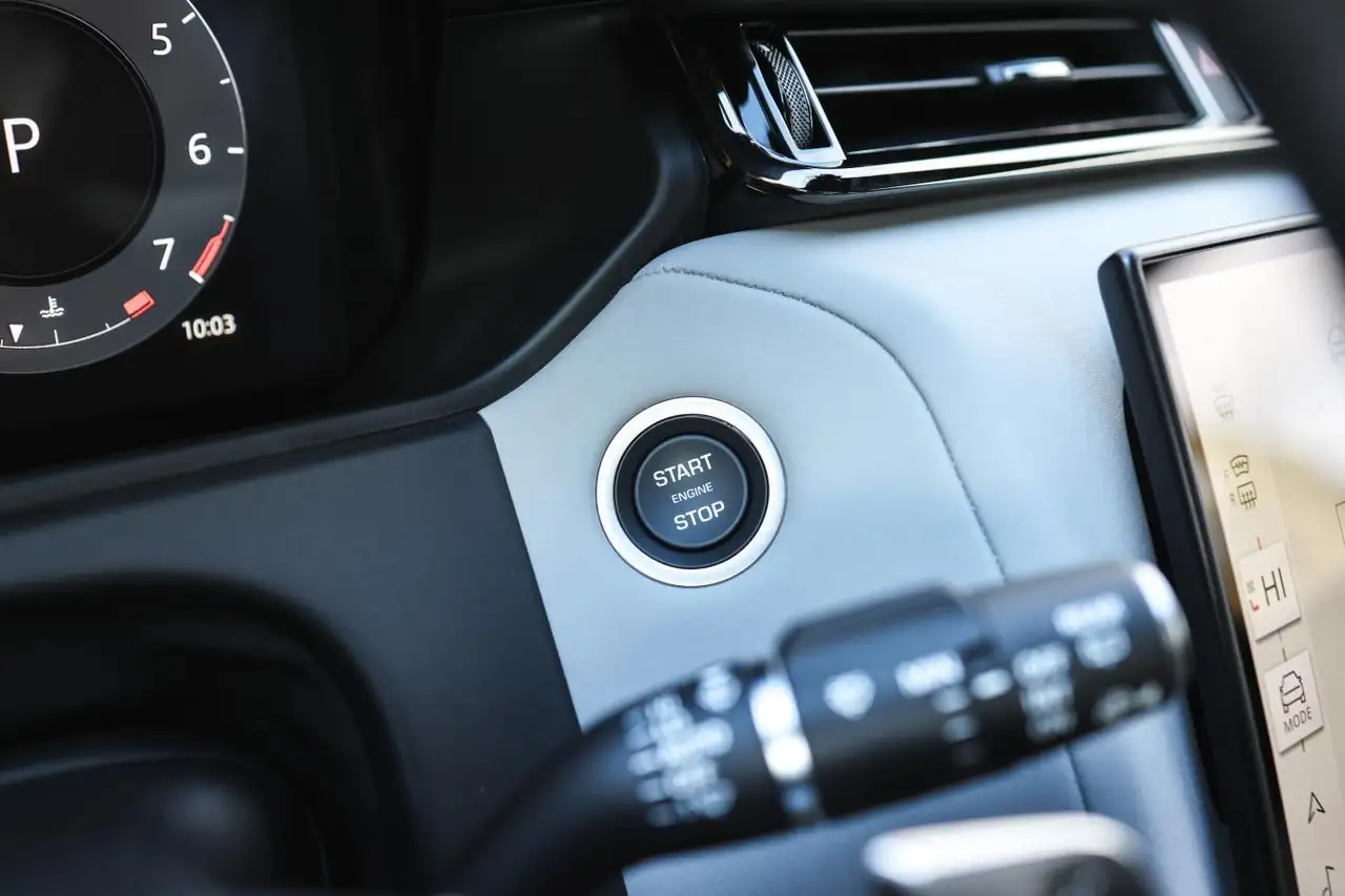 Land Rover Range Rover Velar снимка Land Rover Range Rover Velar