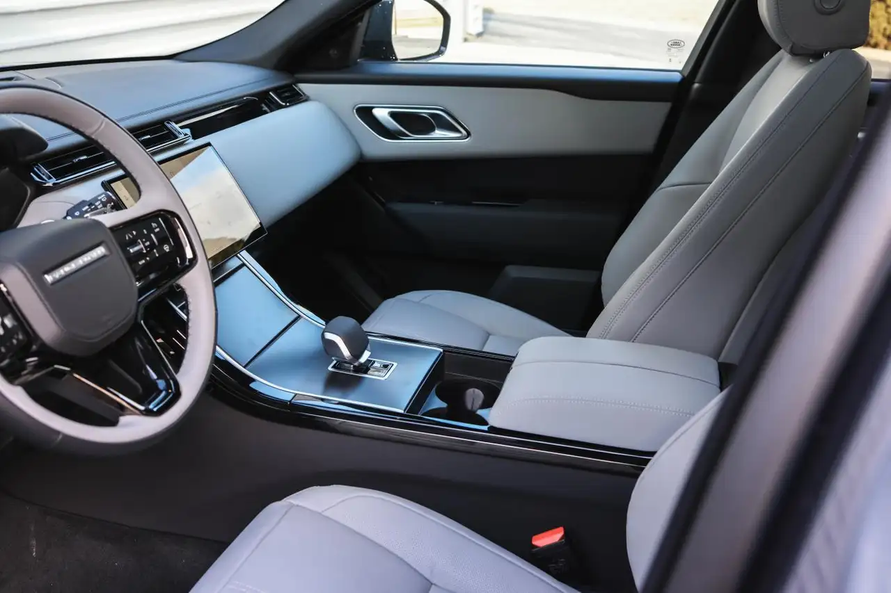 Land Rover Range Rover Velar снимка Land Rover Range Rover Velar