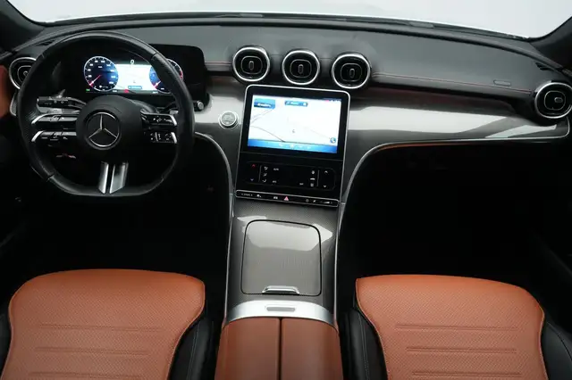 Mercedes-Benz C-Class view 14