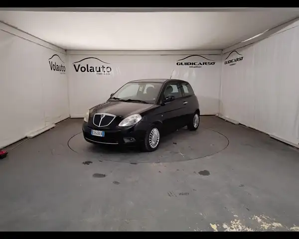 Lancia Ypsilon 1.2 8v New Oro (oro)
