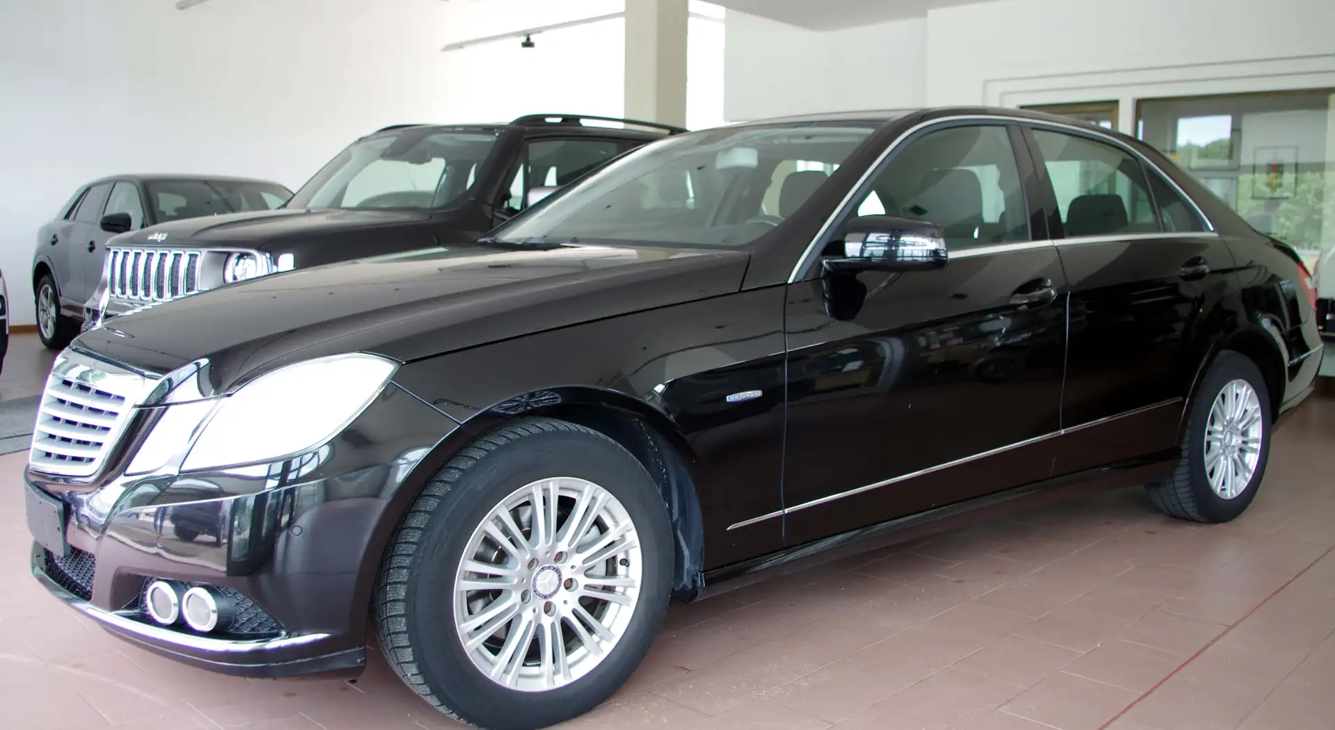 Mercedes-Benz E 200 E 200 cdi Elegance PERFETTA! Nero - 1