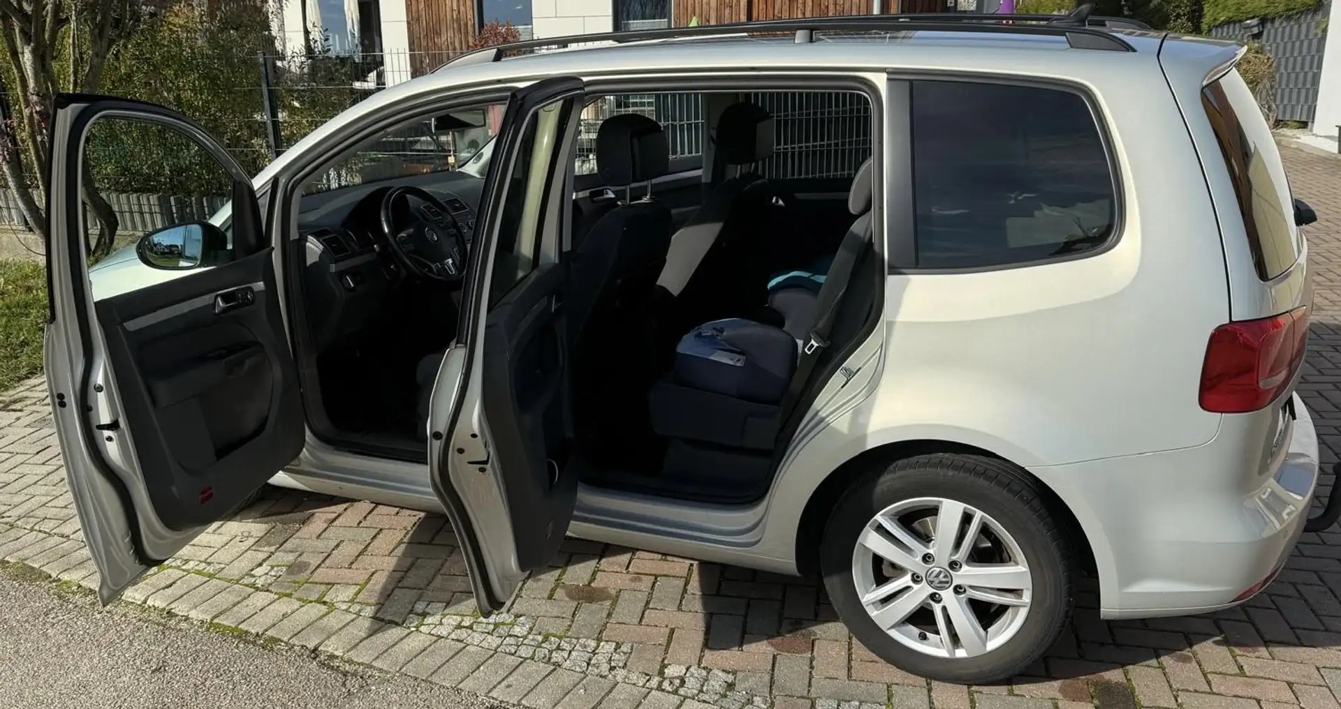 Volkswagen Touran touran Match Silber - 2
