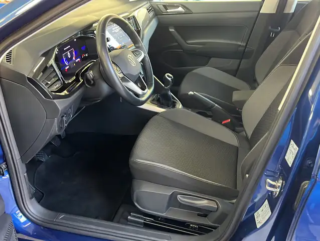 Volkswagen Polo view 10