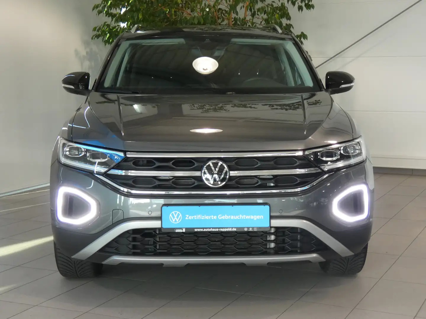 Volkswagen T-Roc 1.5 TSI Style DSG AHK NAVI Gris - 2