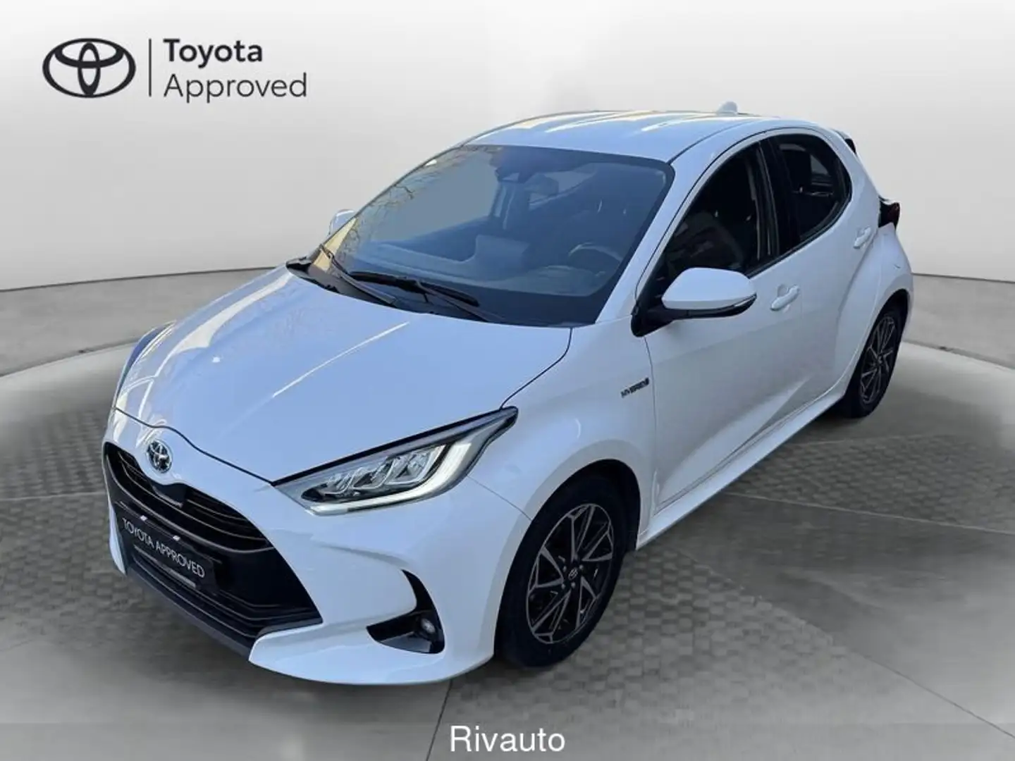 Toyota Yaris 1.5 Hybrid 5 porte Trend Bianco - 1