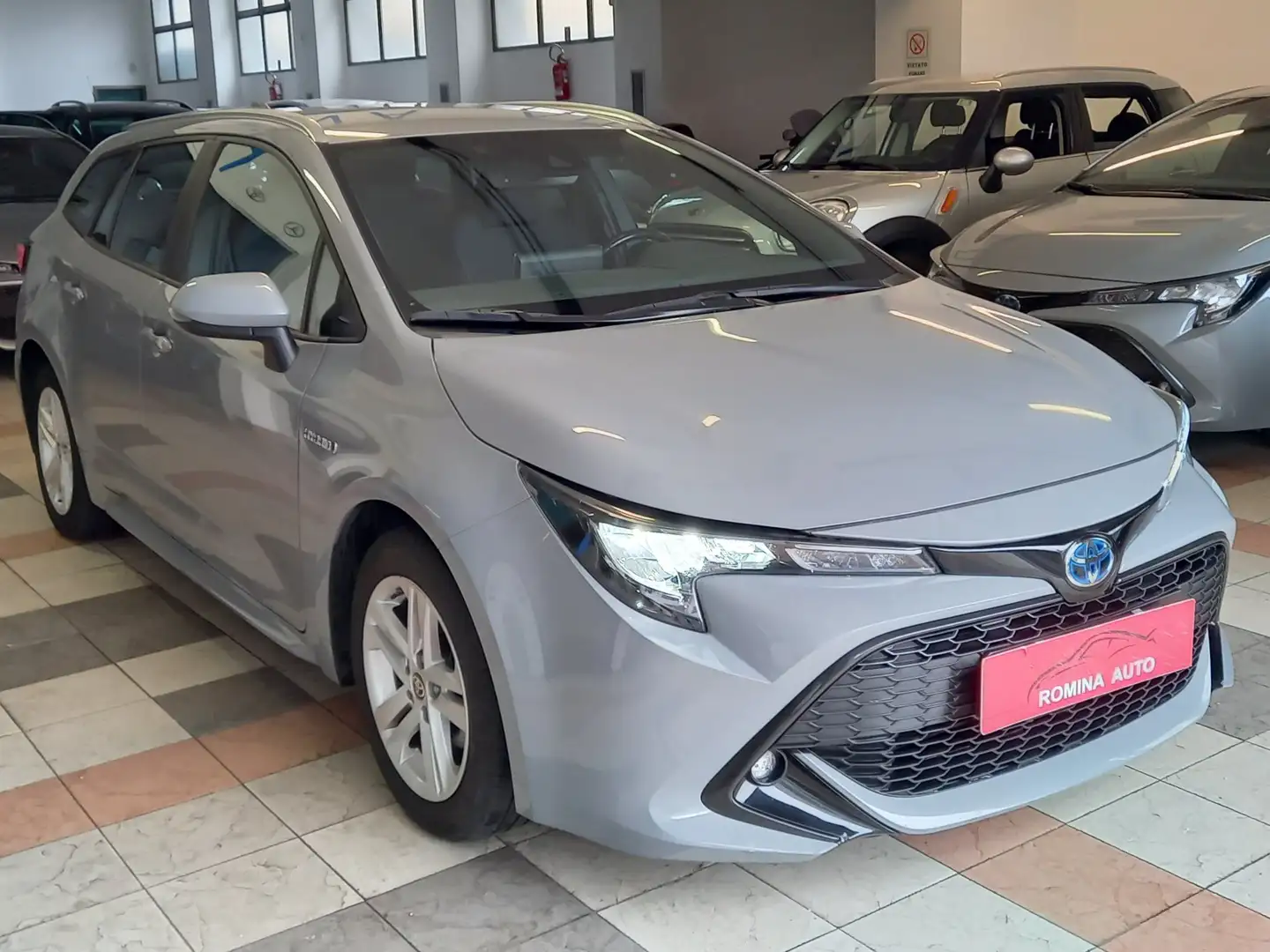 Toyota Corolla Corolla Touring Sport 1.8h Active Applecar Android Gris - 1