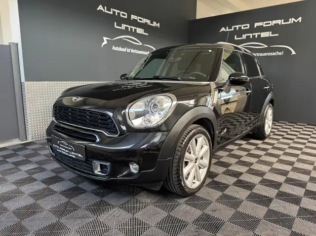 MINI Cooper S Countryman Cooper S All4-XENON-LEDER-WENIG KM-