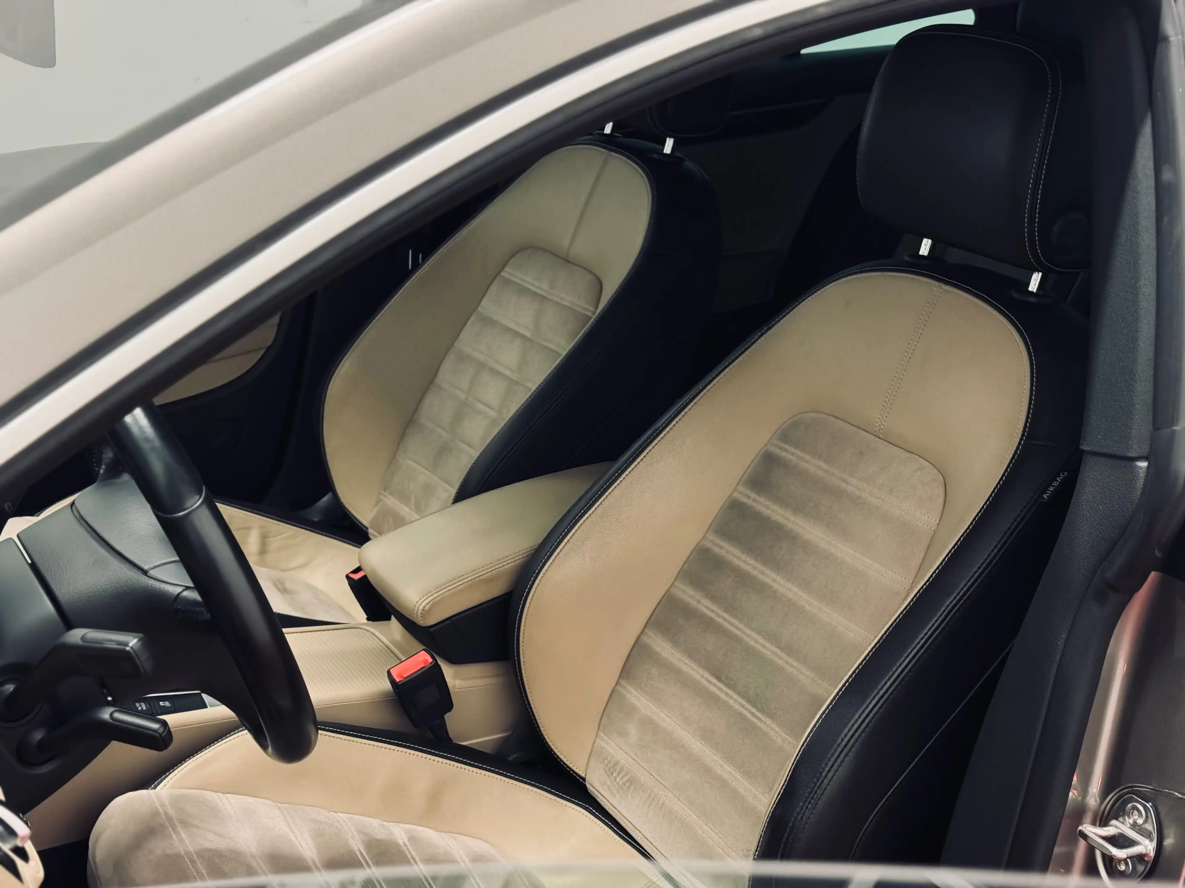 Volkswagen CC Basis BlueTDI — photo 11