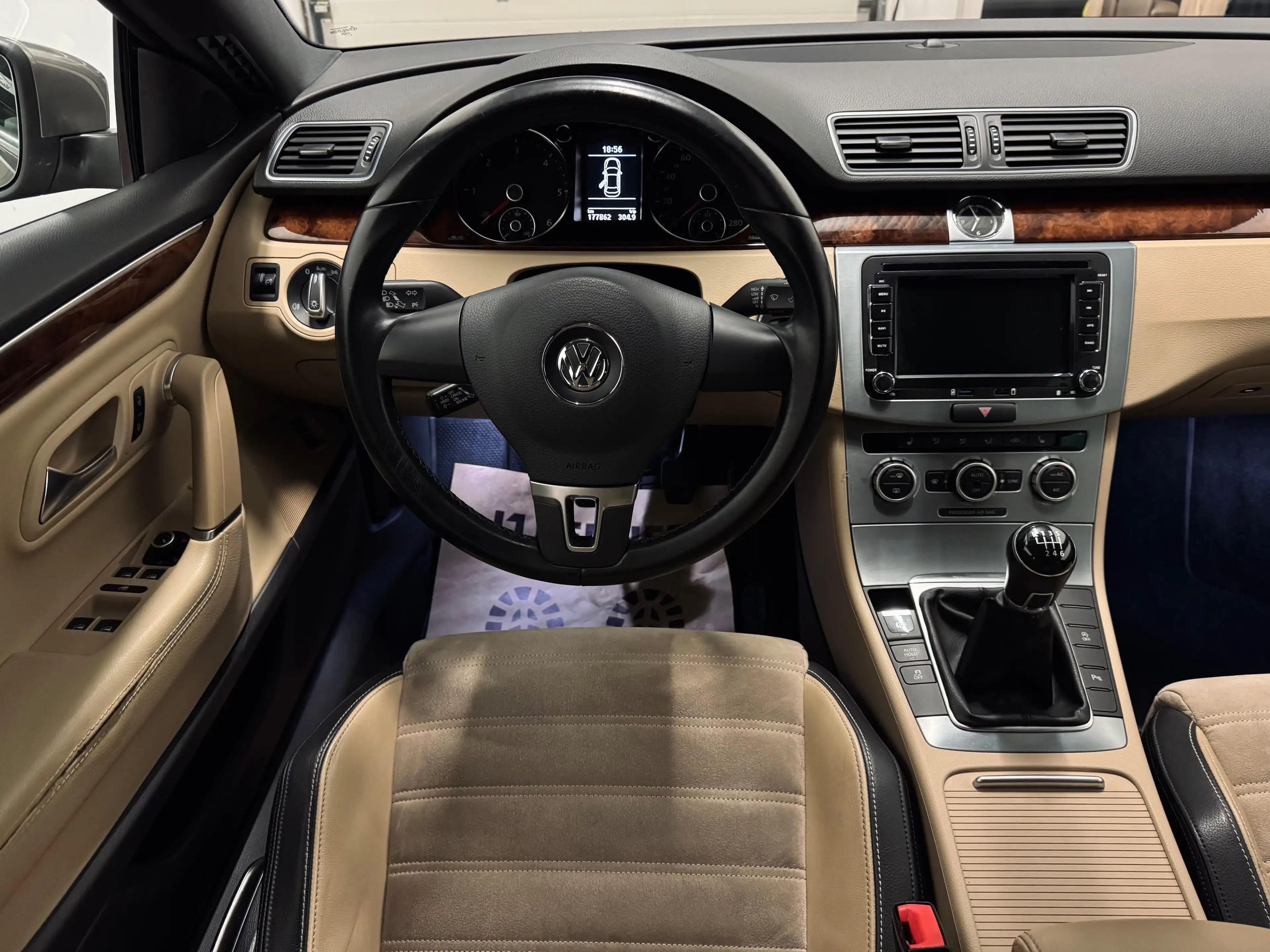 Volkswagen CC Basis BlueTDI — photo 14