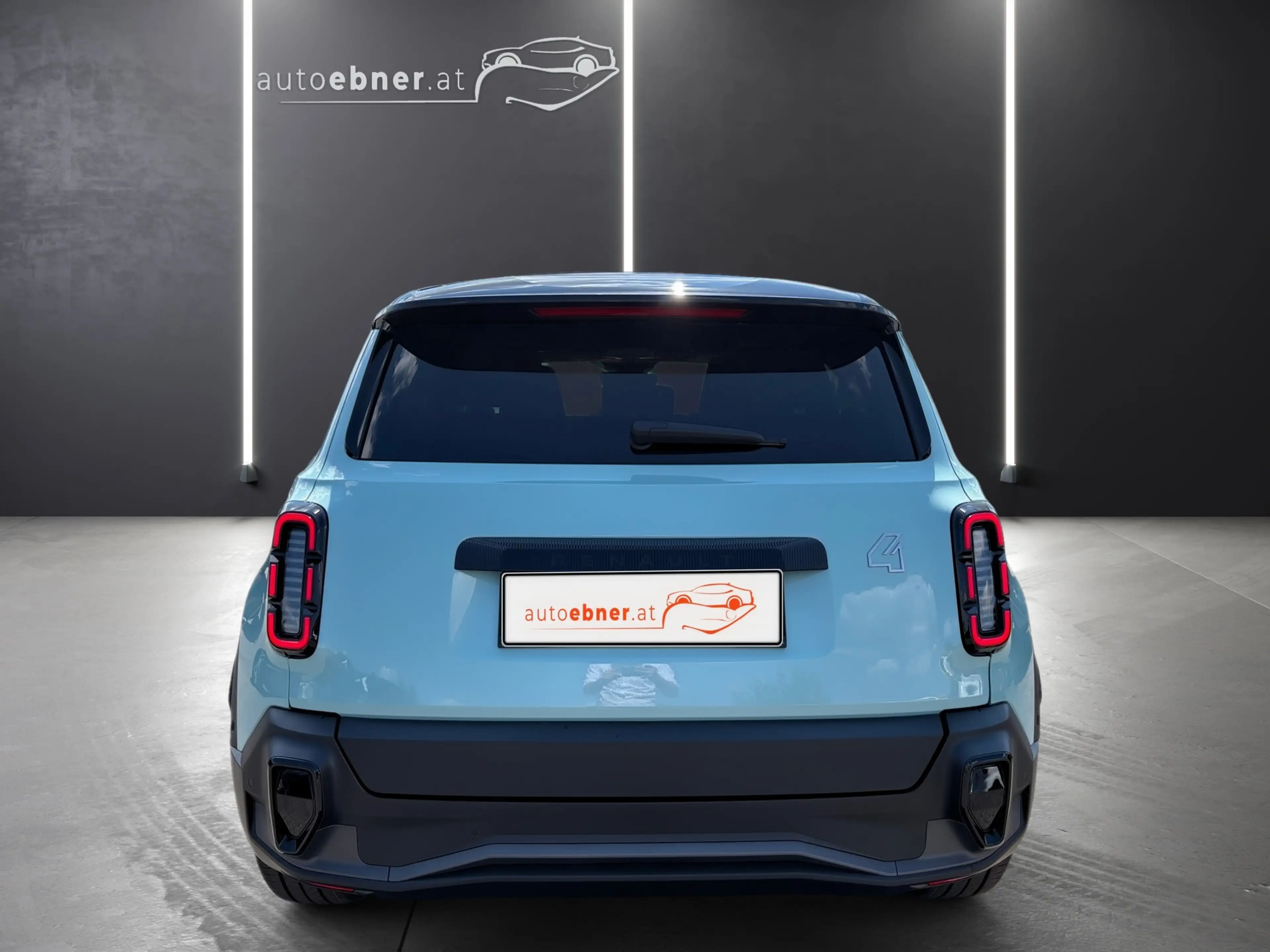 Renault R 4 RENAULT 4 E-TECH Techno 150 PS comfort range — photo 6