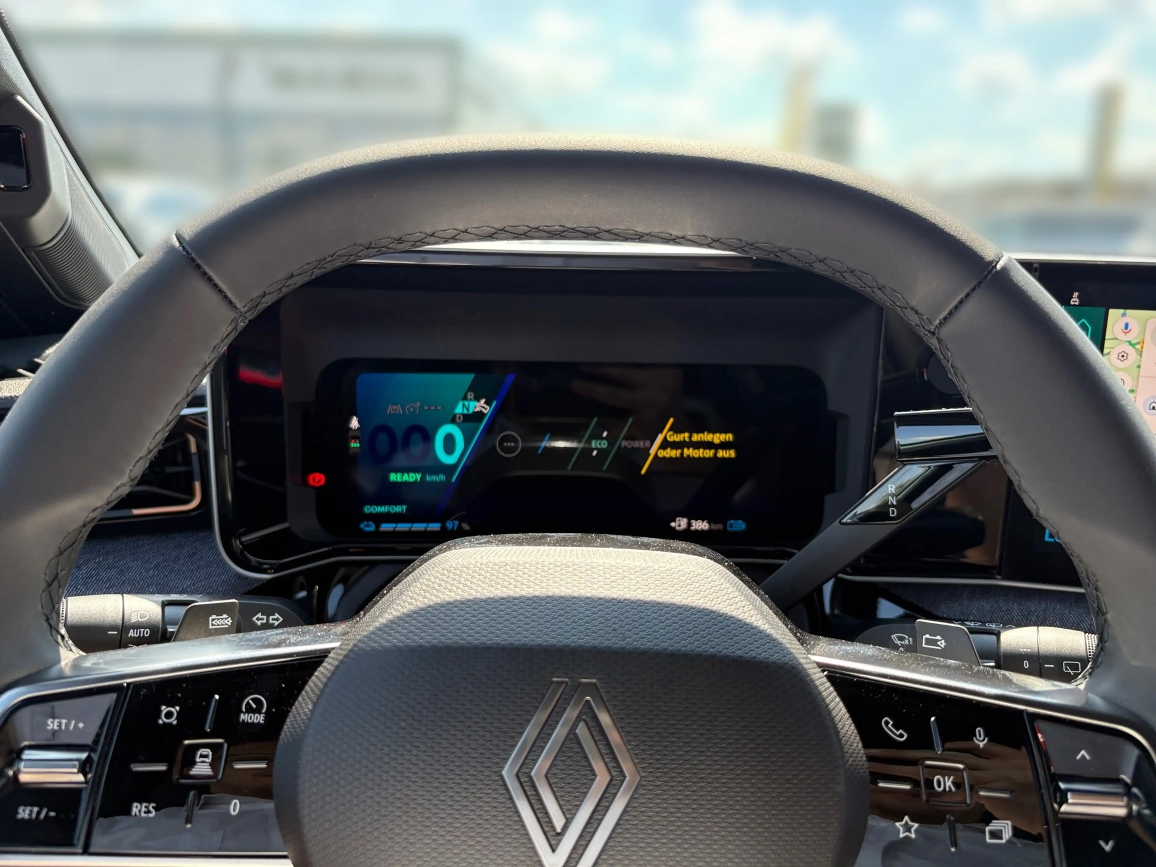 Renault R 4 RENAULT 4 E-TECH Techno 150 PS comfort range — photo 15