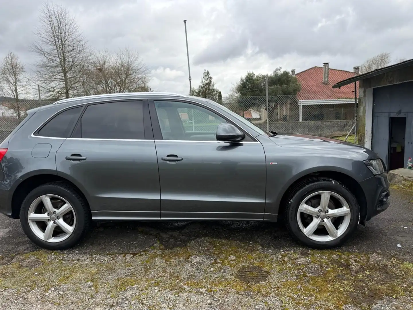 Audi Q5 2.0TDI quattro Ambition S-Tronic 177 Grau - 2