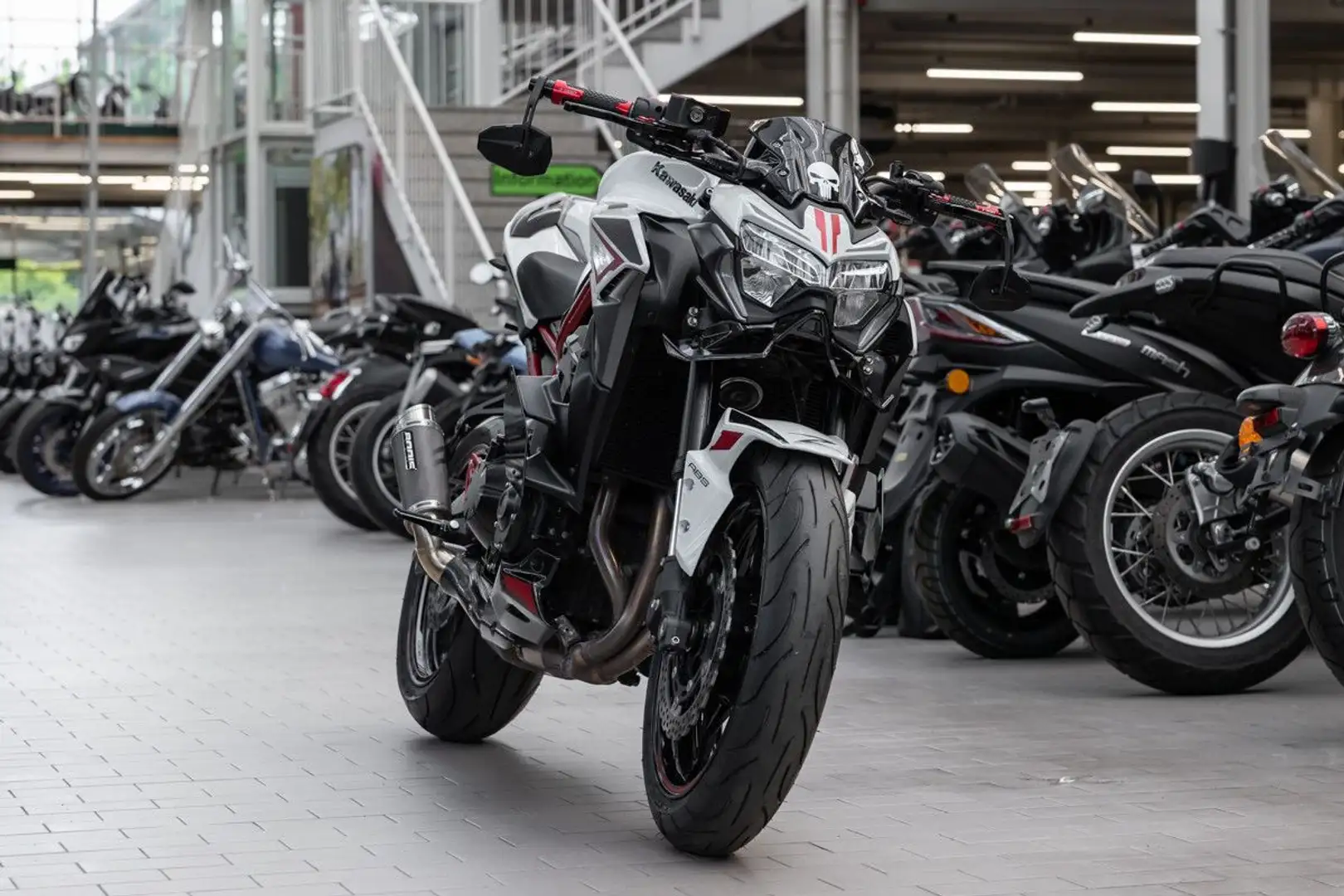 Kawasaki Z 900 ABS Bodis, 2. Hand, frische Inspektion Bílá - 2