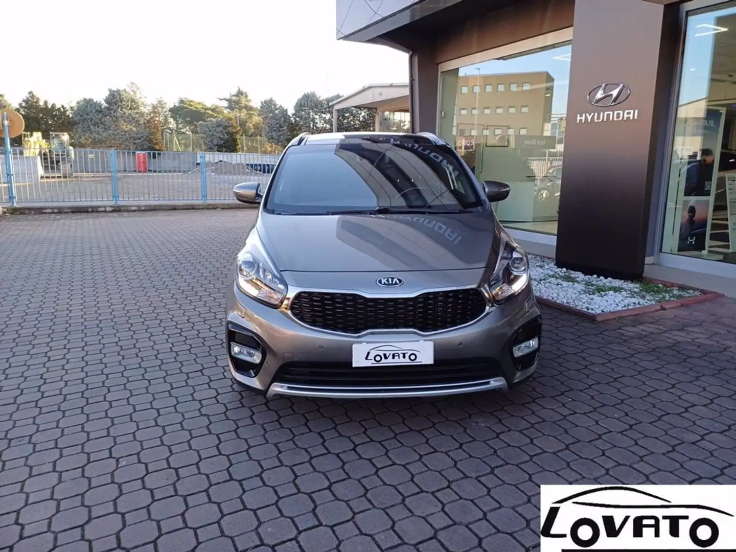 Kia Carens 1.7 CRDi 141 CV Platinum Gris - 2