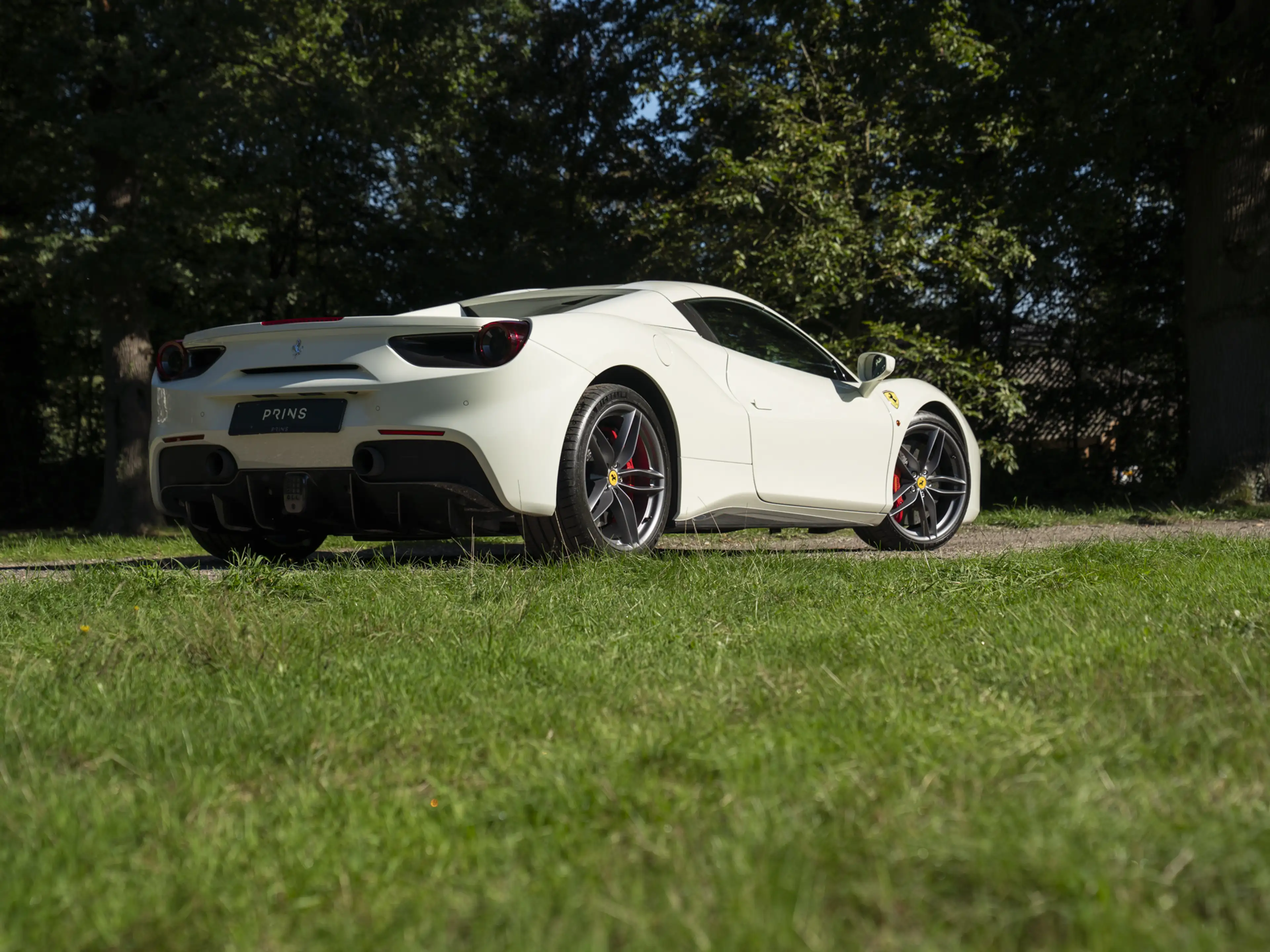 Ferrari 488 3.9 Spider HELE | Carbon ext. | New Power 06-2028 — photo 43