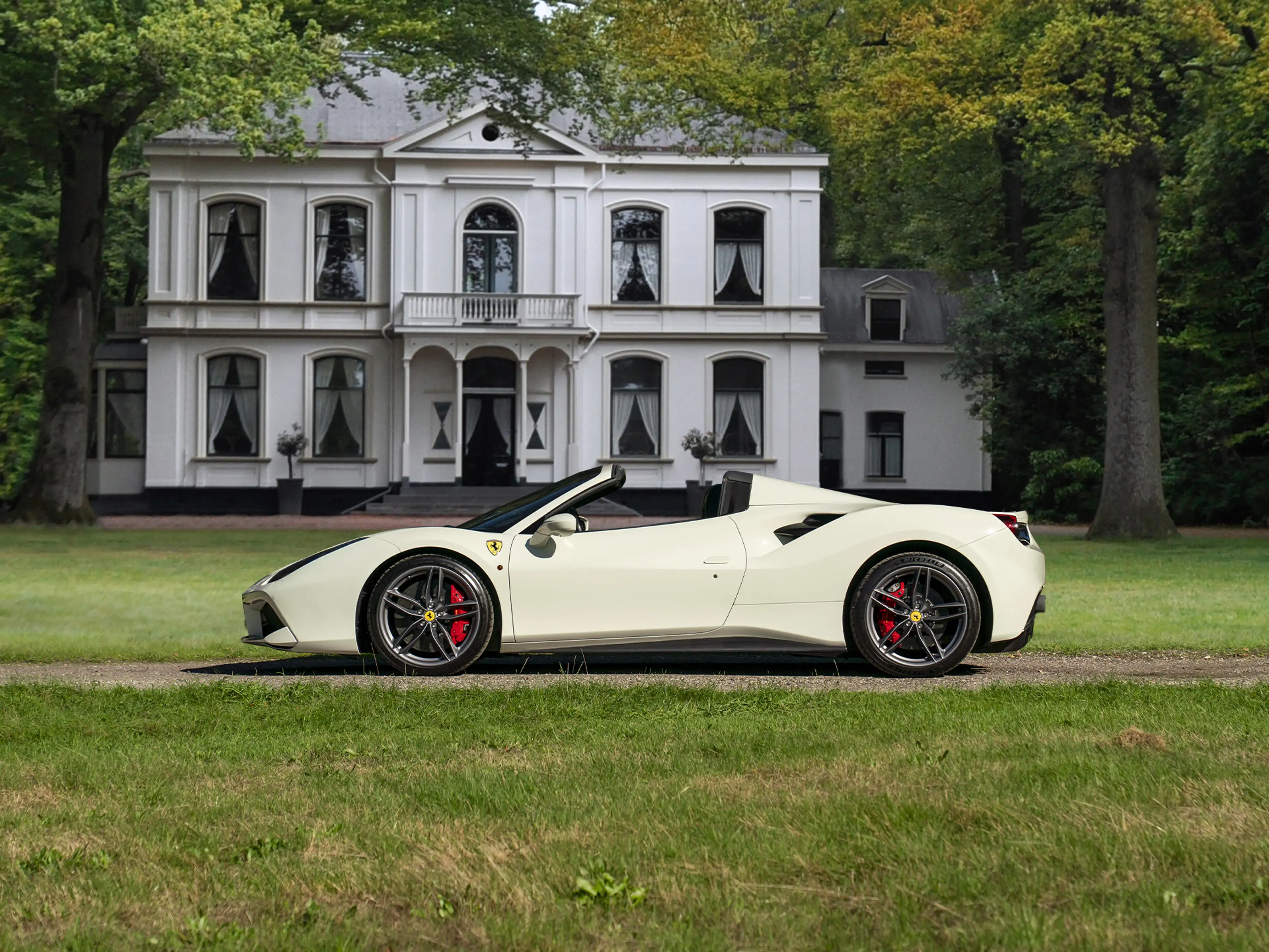Ferrari 488 3.9 Spider HELE | Carbon ext. | New Power 06-2028