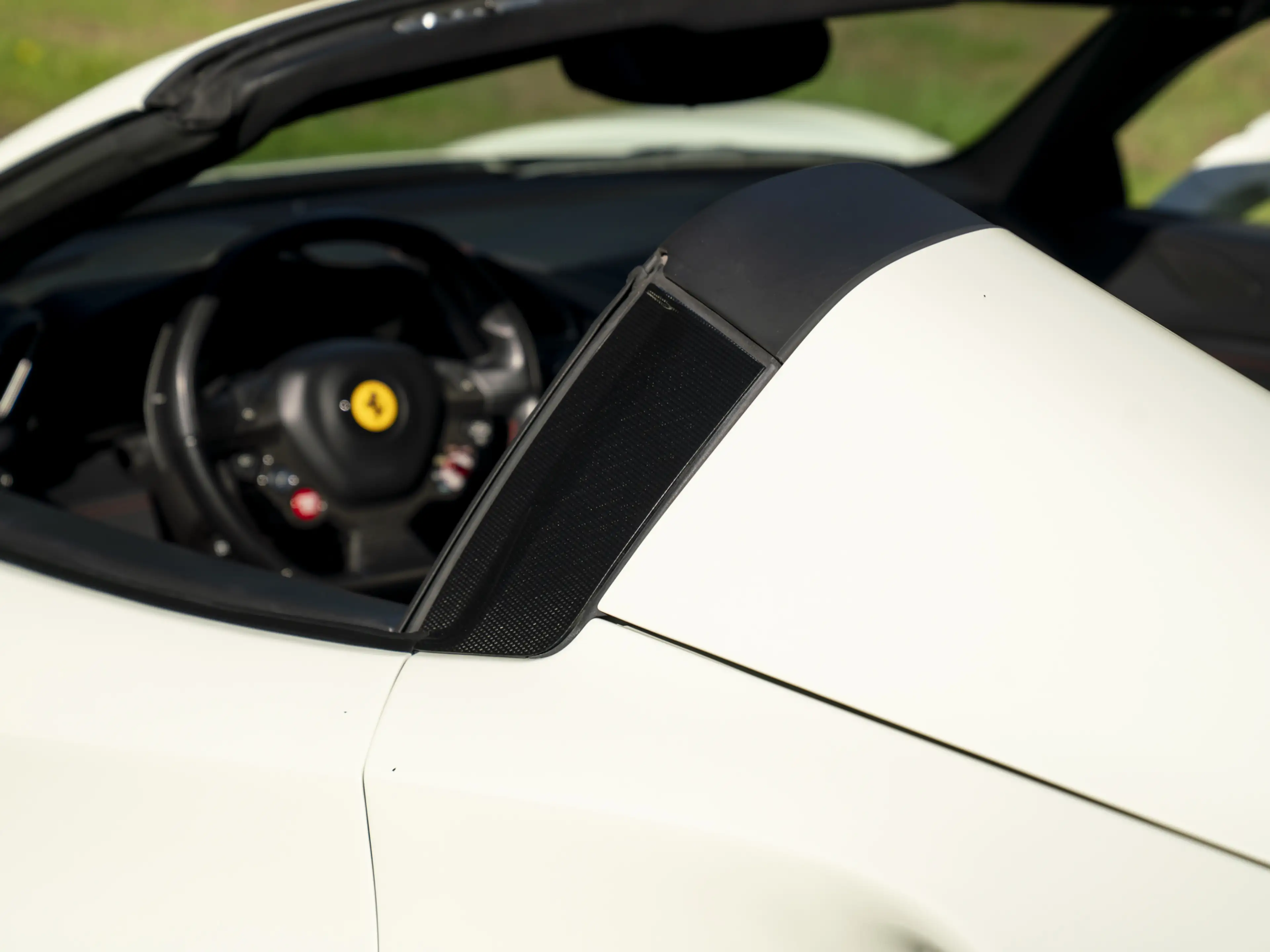Ferrari 488 3.9 Spider HELE | Carbon ext. | New Power 06-2028 — photo 28