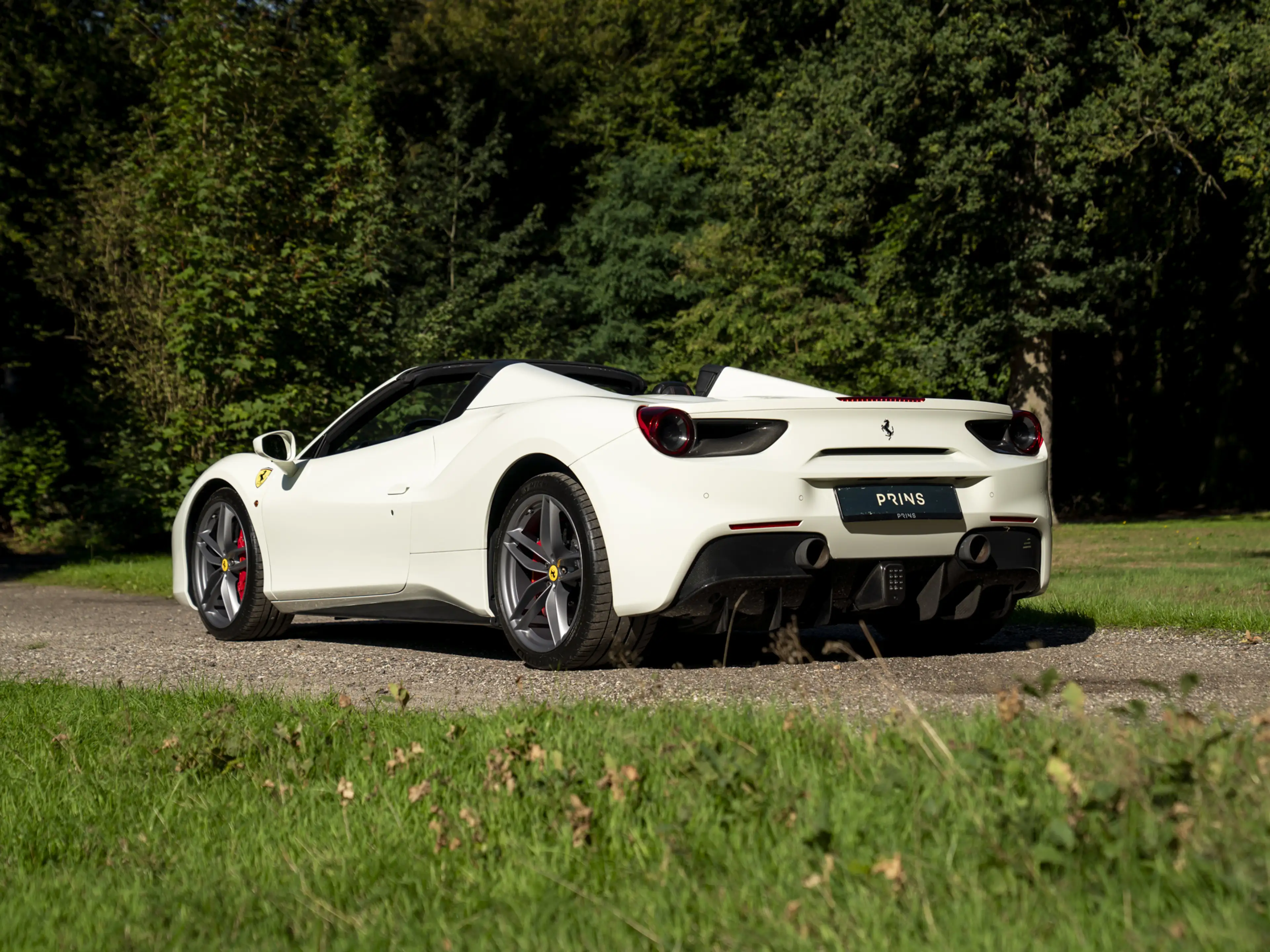 Ferrari 488 3.9 Spider HELE | Carbon ext. | New Power 06-2028 — photo 37