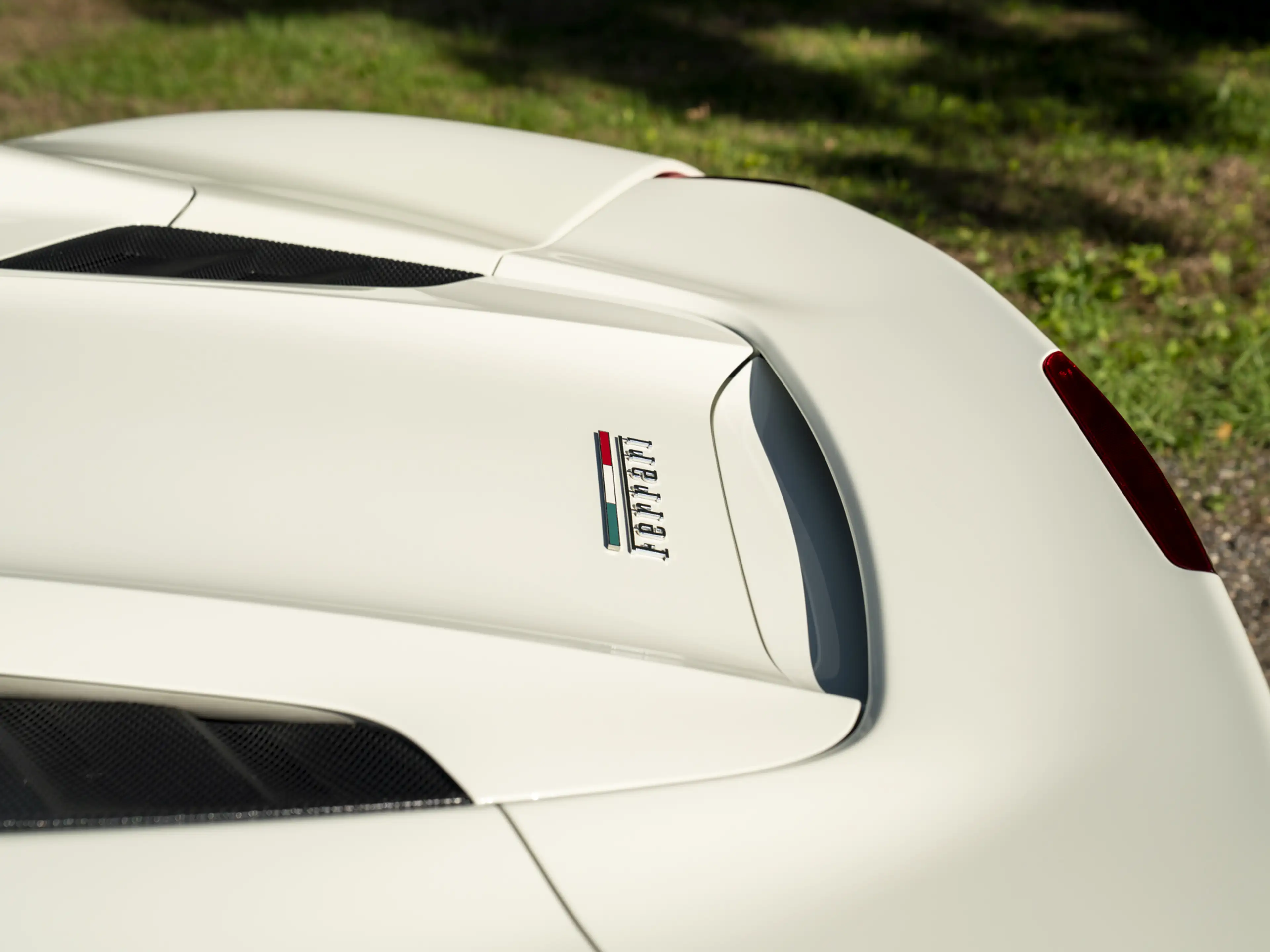 Ferrari 488 3.9 Spider HELE | Carbon ext. | New Power 06-2028 — photo 38