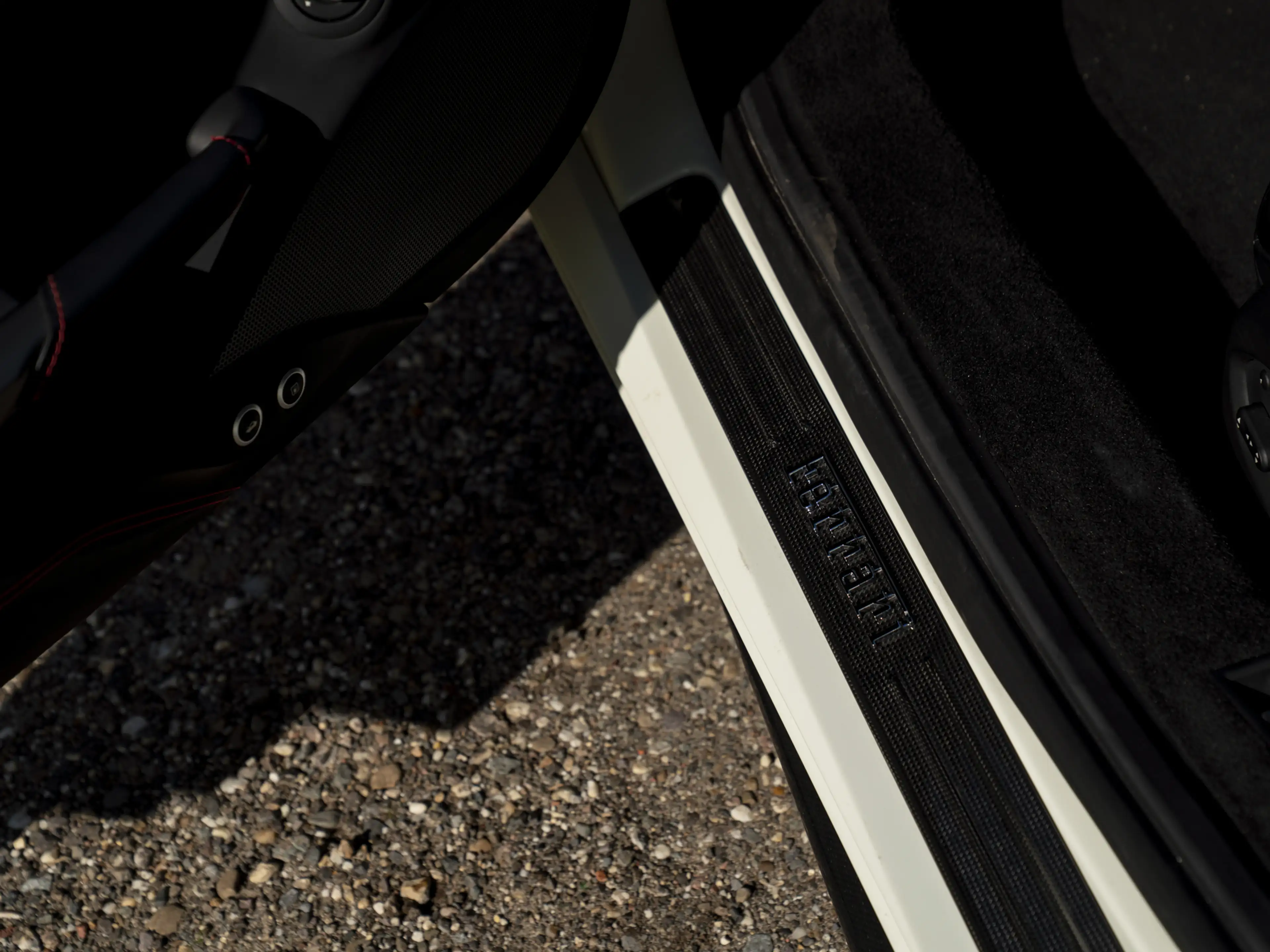 Ferrari 488 3.9 Spider HELE | Carbon ext. | New Power 06-2028 — photo 47