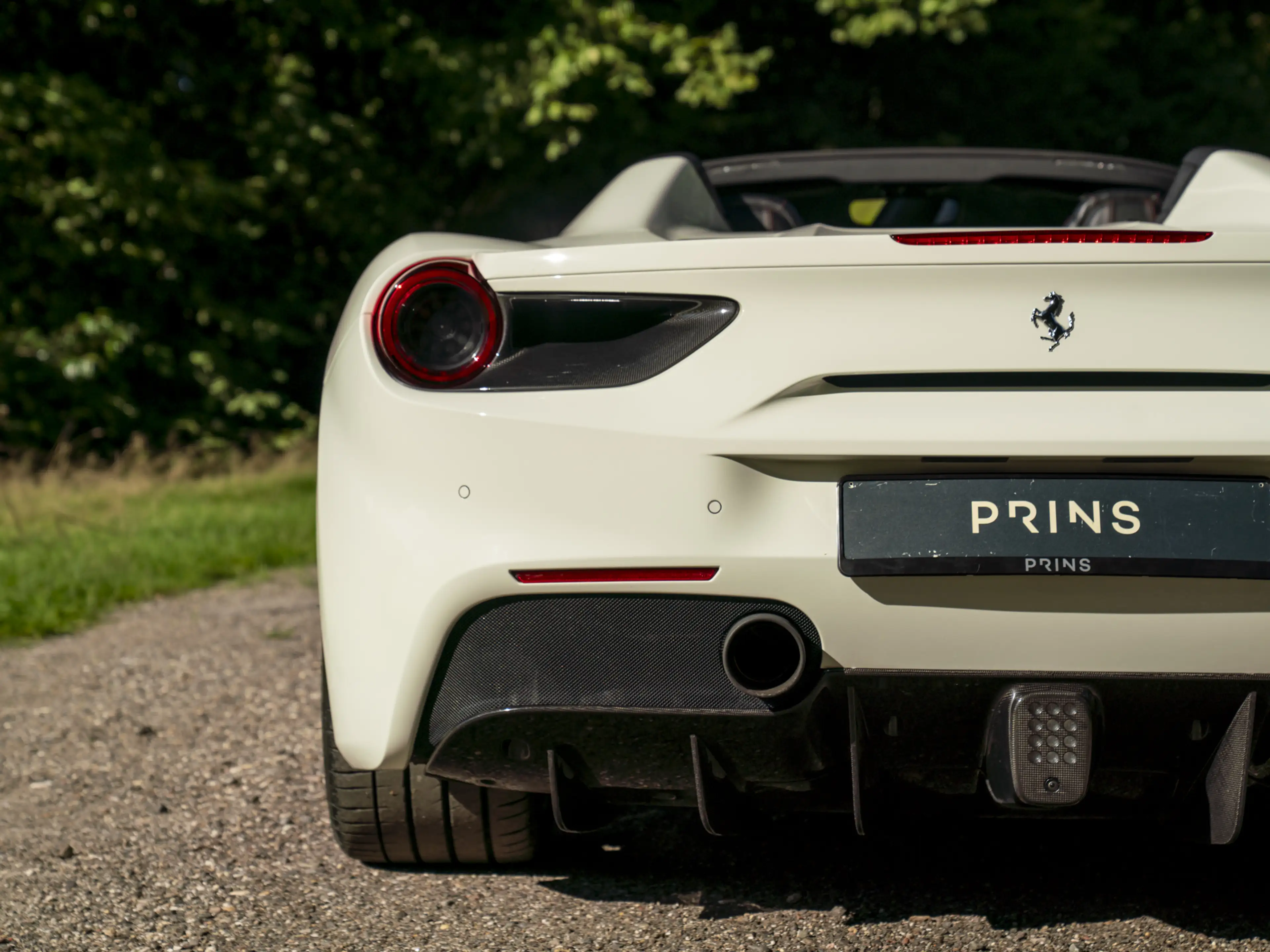 Ferrari 488 3.9 Spider HELE | Carbon ext. | New Power 06-2028 — photo 32