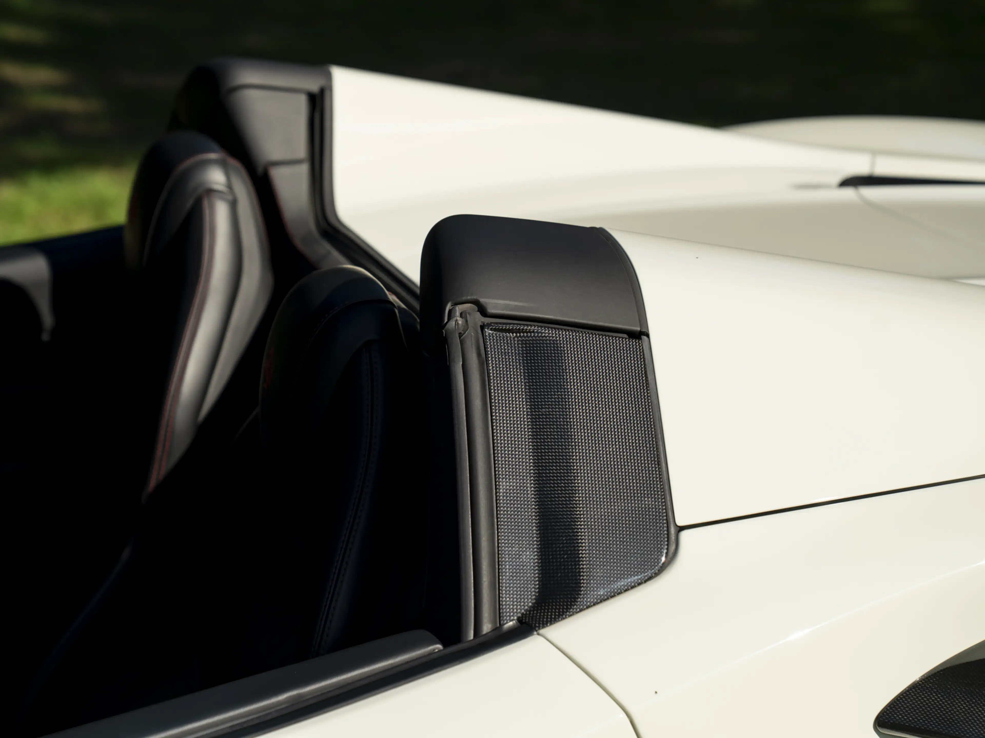 Ferrari 488 3.9 Spider HELE | Carbon ext. | New Power 06-2028 — photo 29