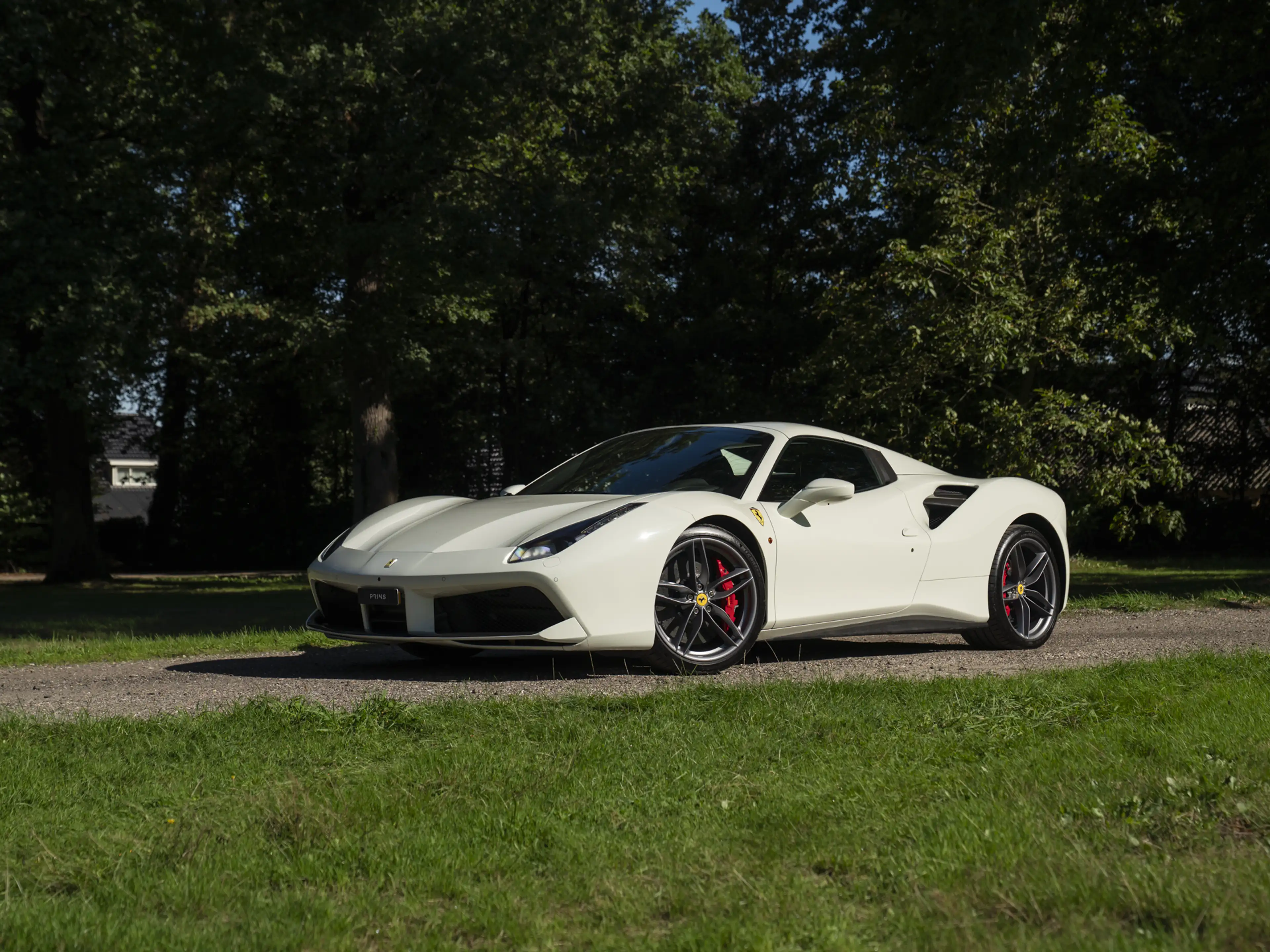 Ferrari 488 3.9 Spider HELE | Carbon ext. | New Power 06-2028 — photo 25