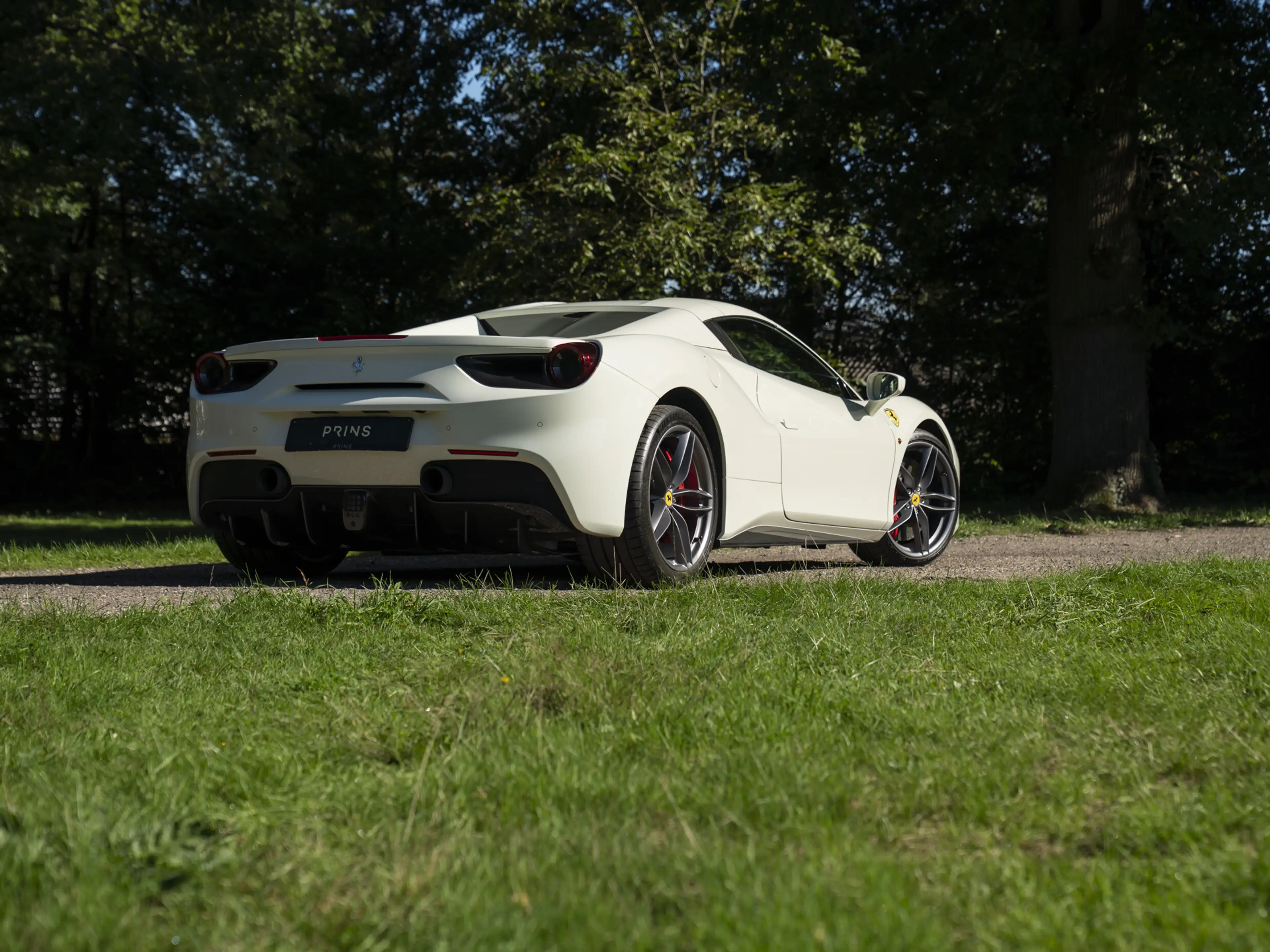 Ferrari 488 3.9 Spider HELE | Carbon ext. | New Power 06-2028 — photo 44