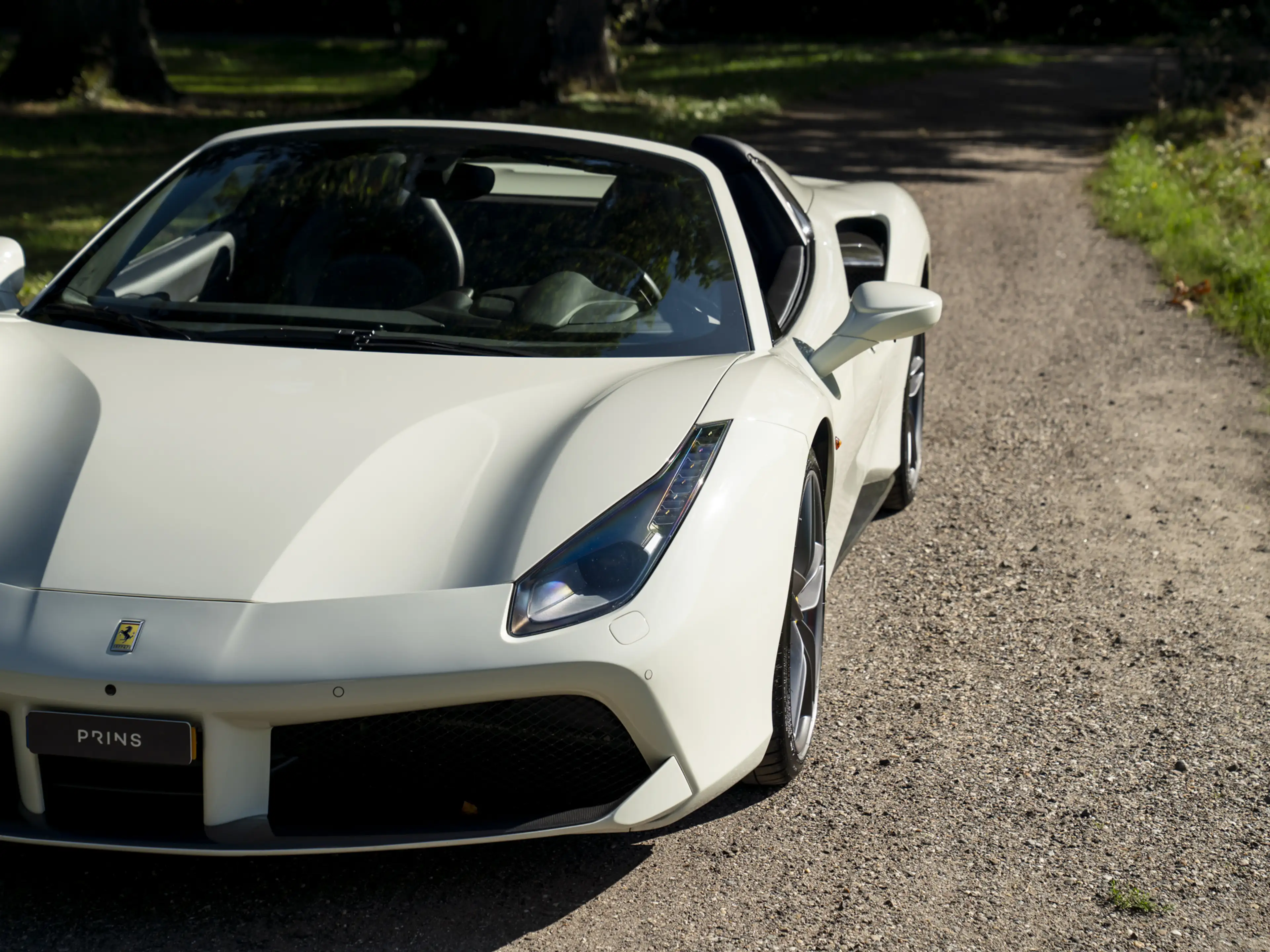 Ferrari 488 3.9 Spider HELE | Carbon ext. | New Power 06-2028 — photo 22