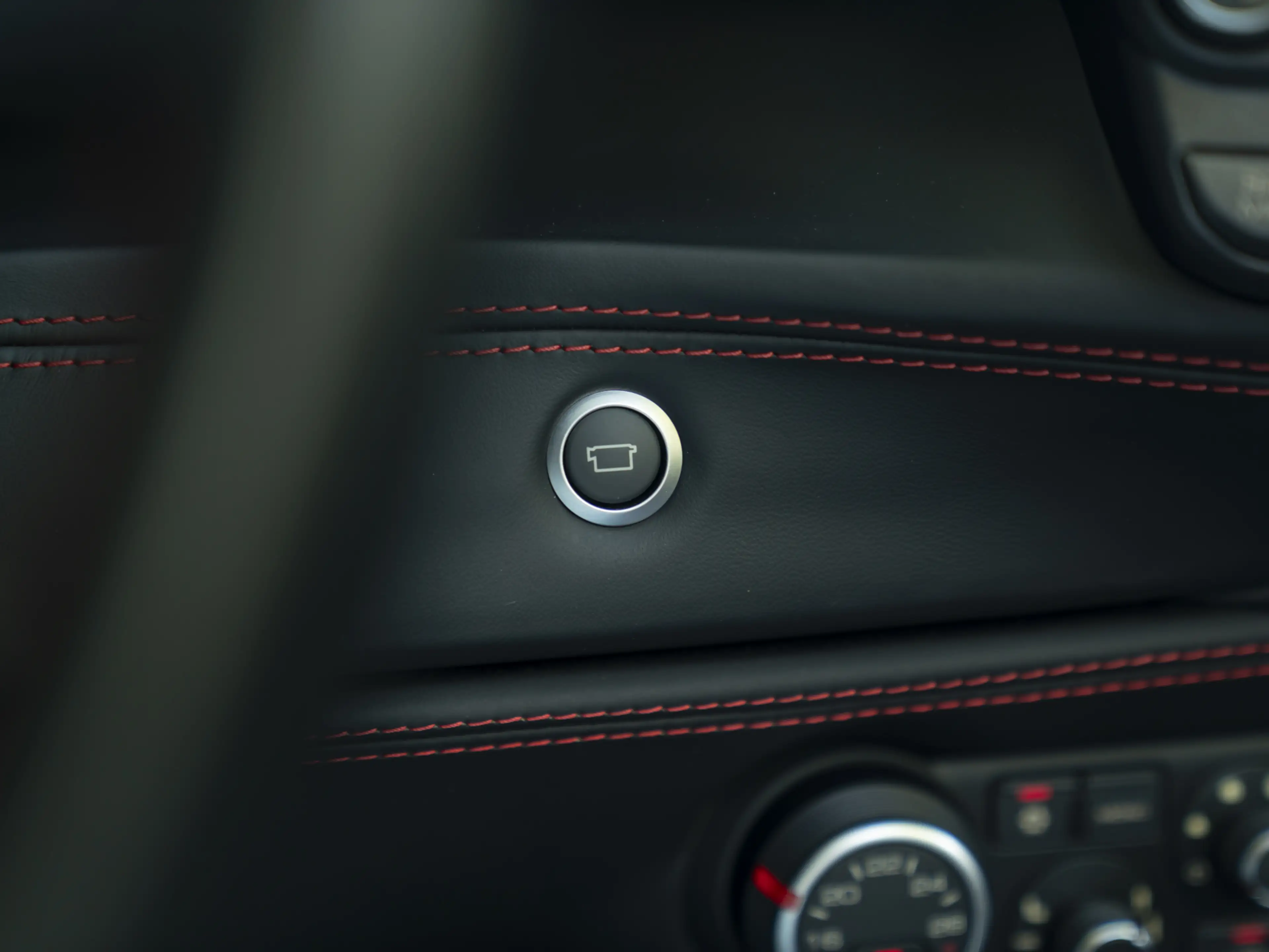 Ferrari 488 3.9 Spider HELE | Carbon ext. | New Power 06-2028 — photo 12